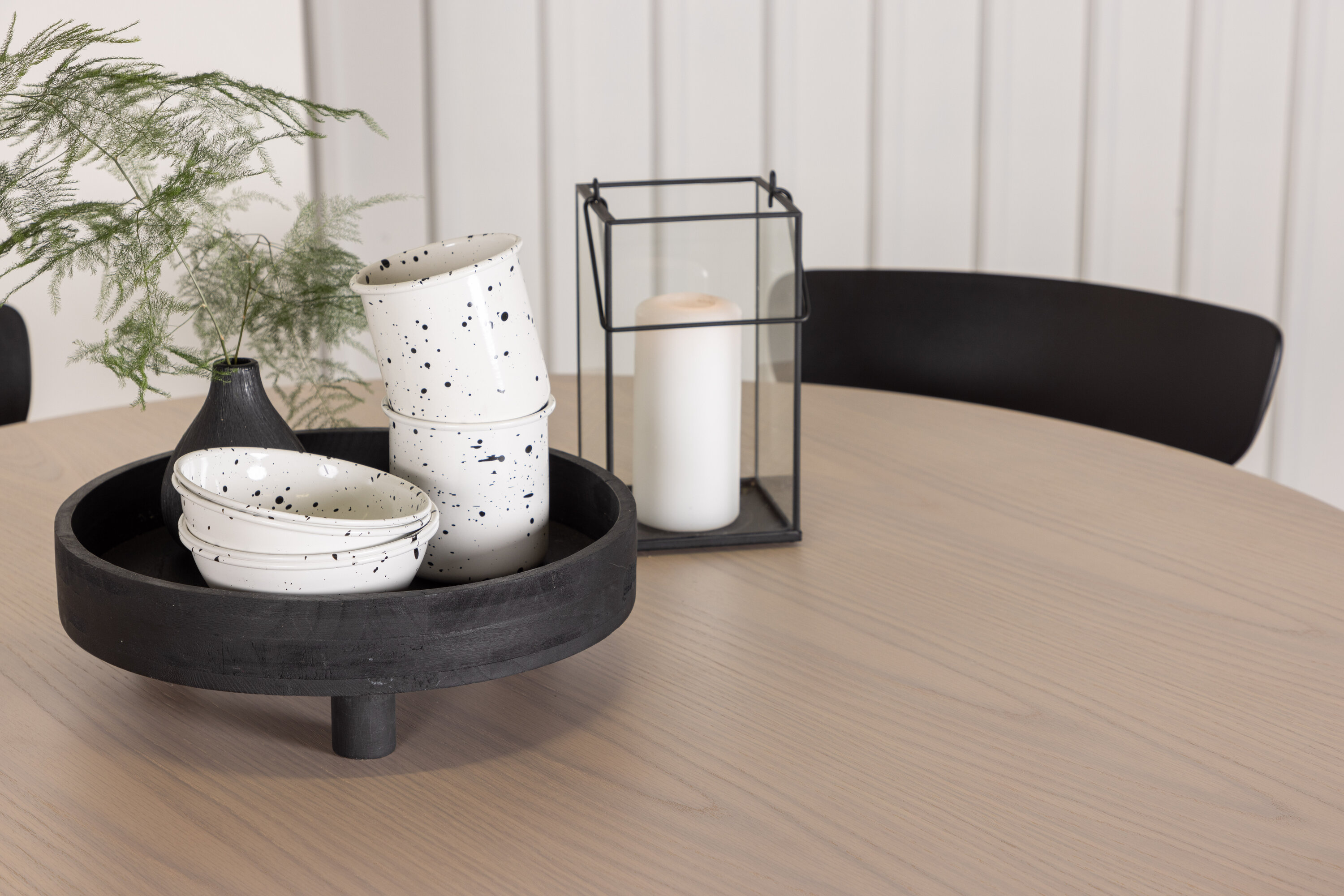 deLOHN Olivia, Ursholmen Kör alakú étkezőgarnitúra