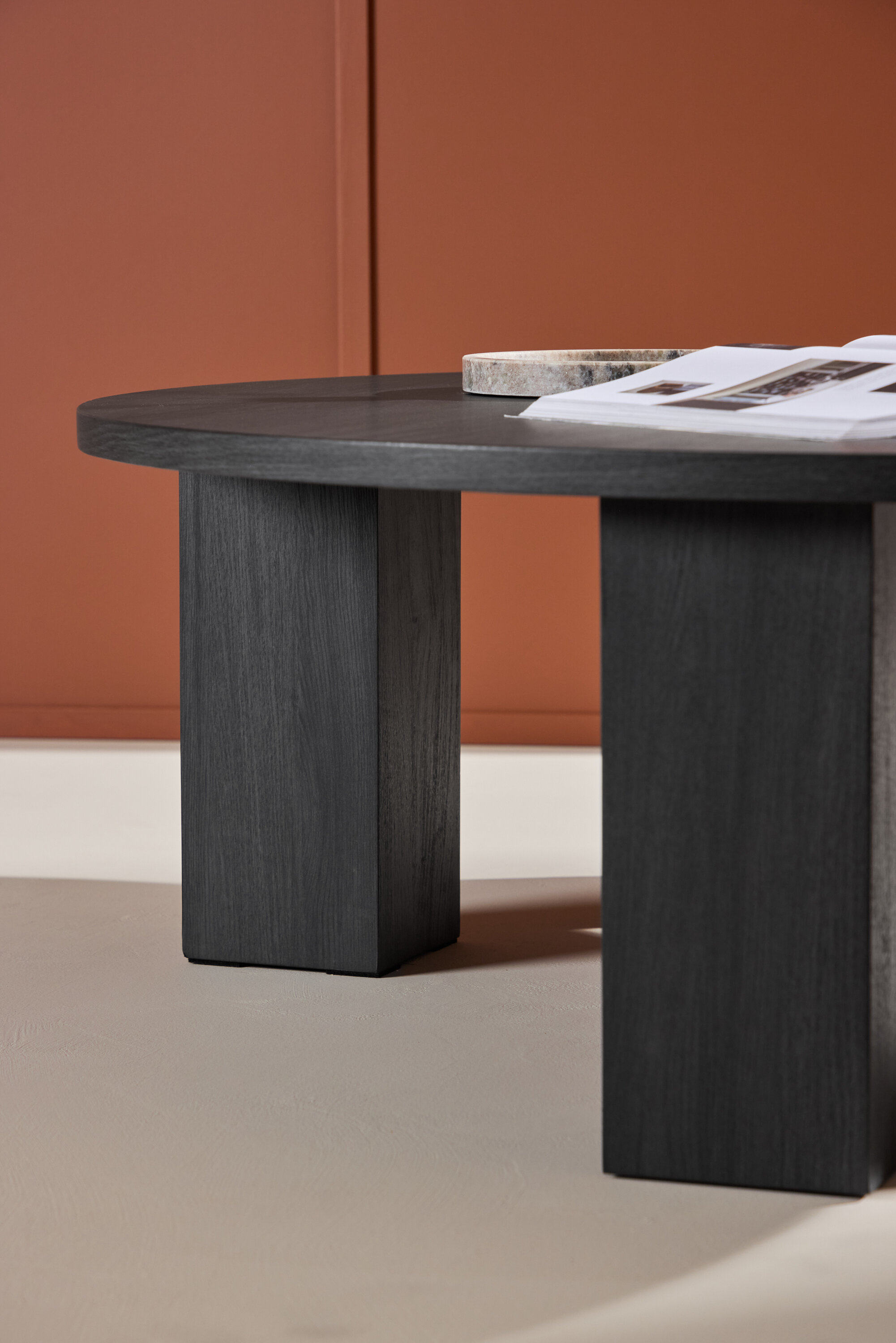 deLOHN Juno Dohányzóasztal