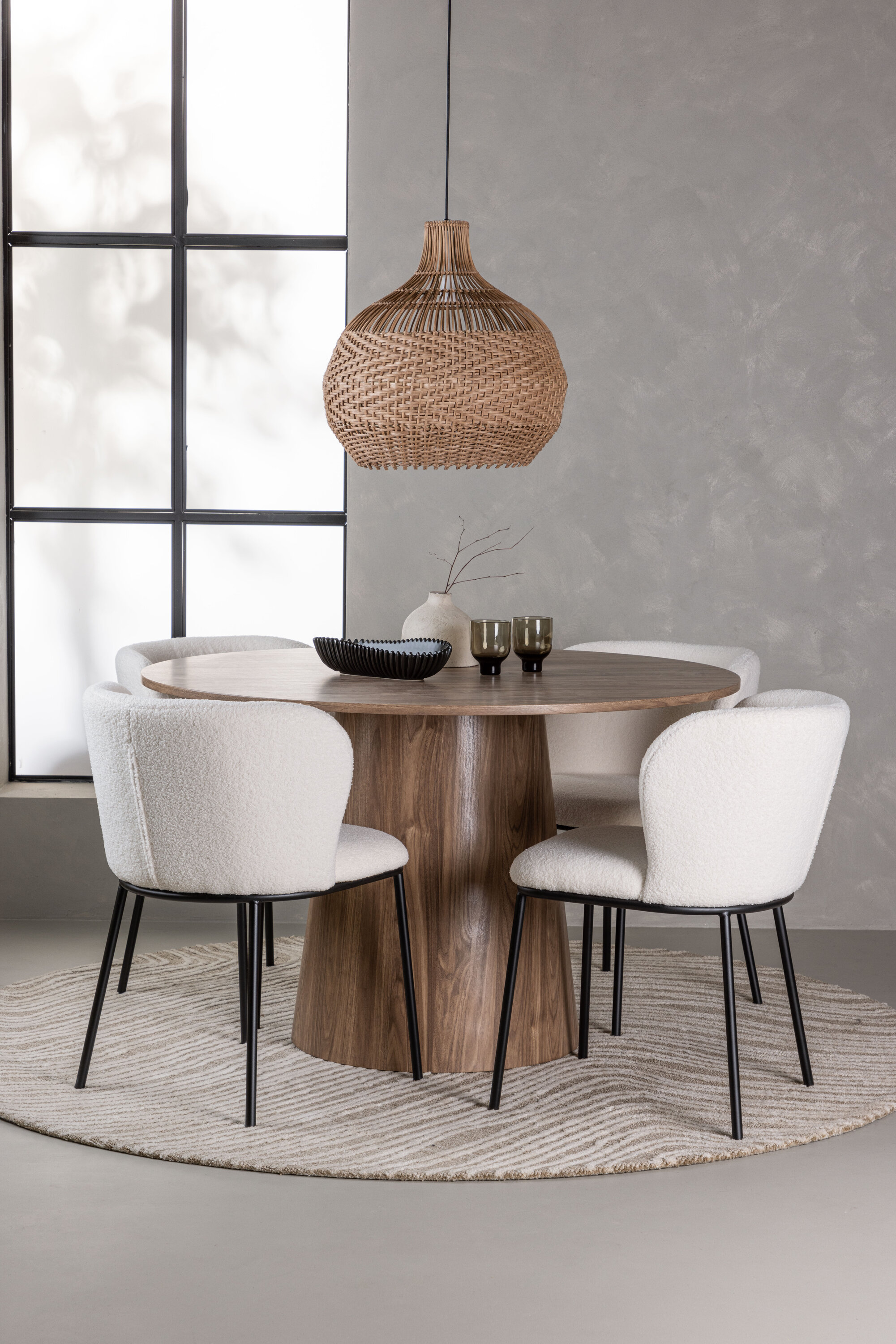 deLOHN Edina Kör alakú étkezőgarnitúra