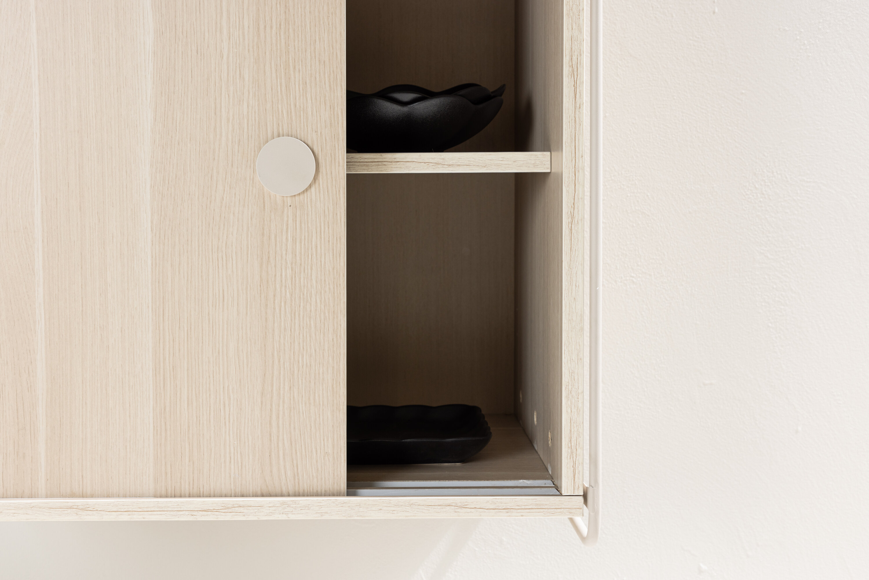 deLOHN Paris Tárolószekrény