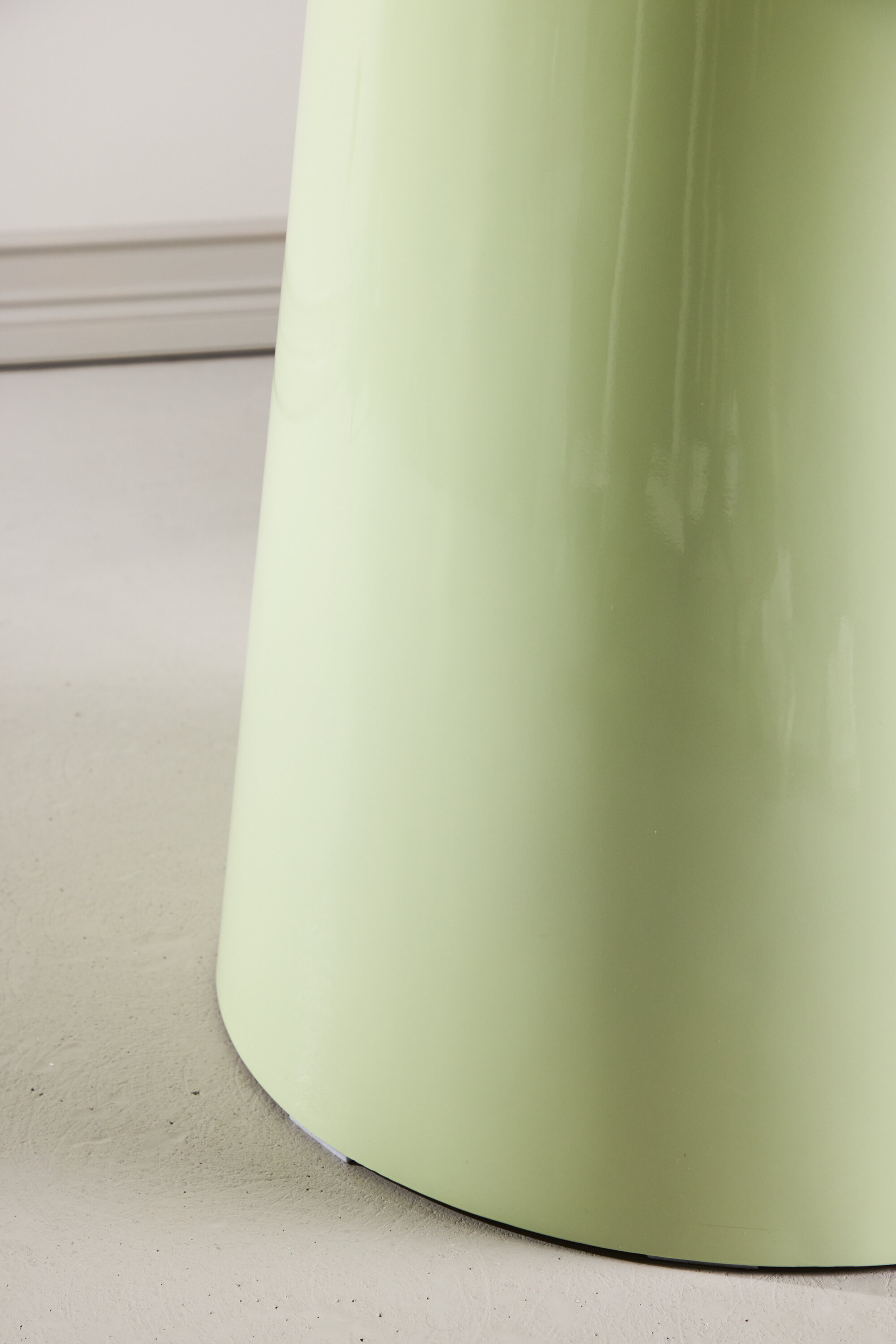 deLOHN Lanzo Kerek étkezőasztal deLOHN Lanzo Kerek étkezőasztal