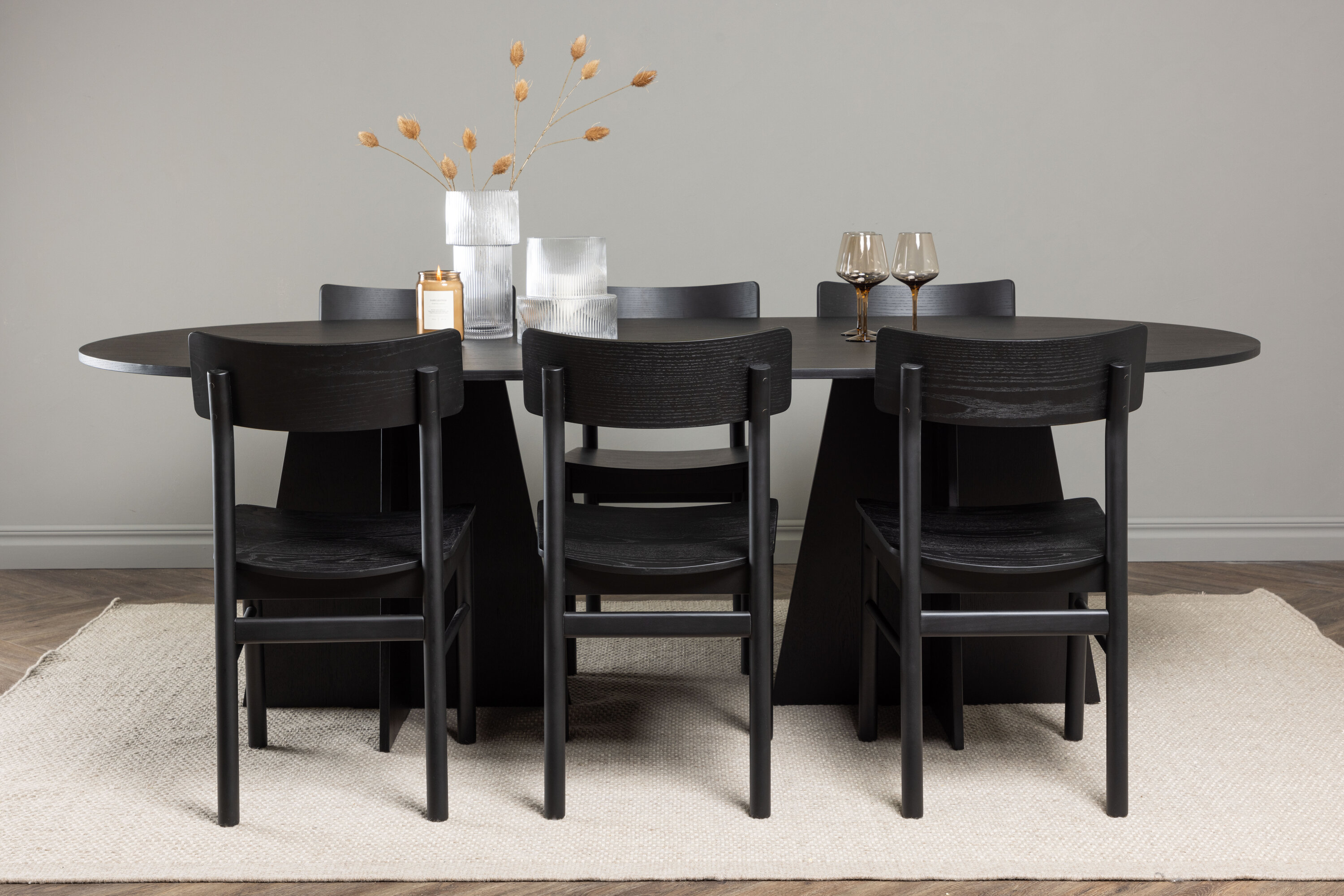 deLOHN Bootcut Oval, Montros Ovális étkezőgarnitúra