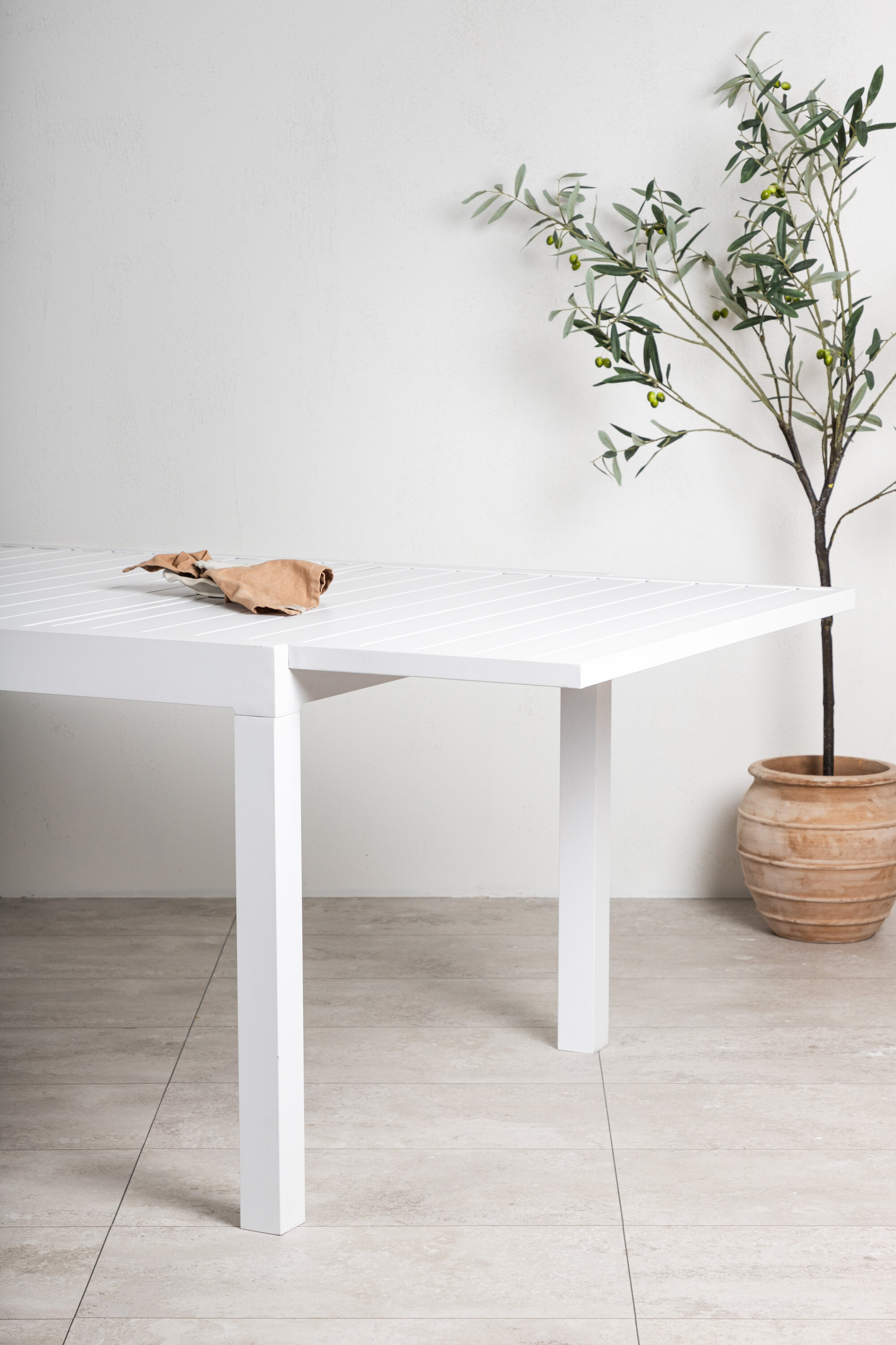 deLOHN Marbella Téglalap alakú étkezőasztal deLOHN Marbella Téglalap alakú étkezőasztal