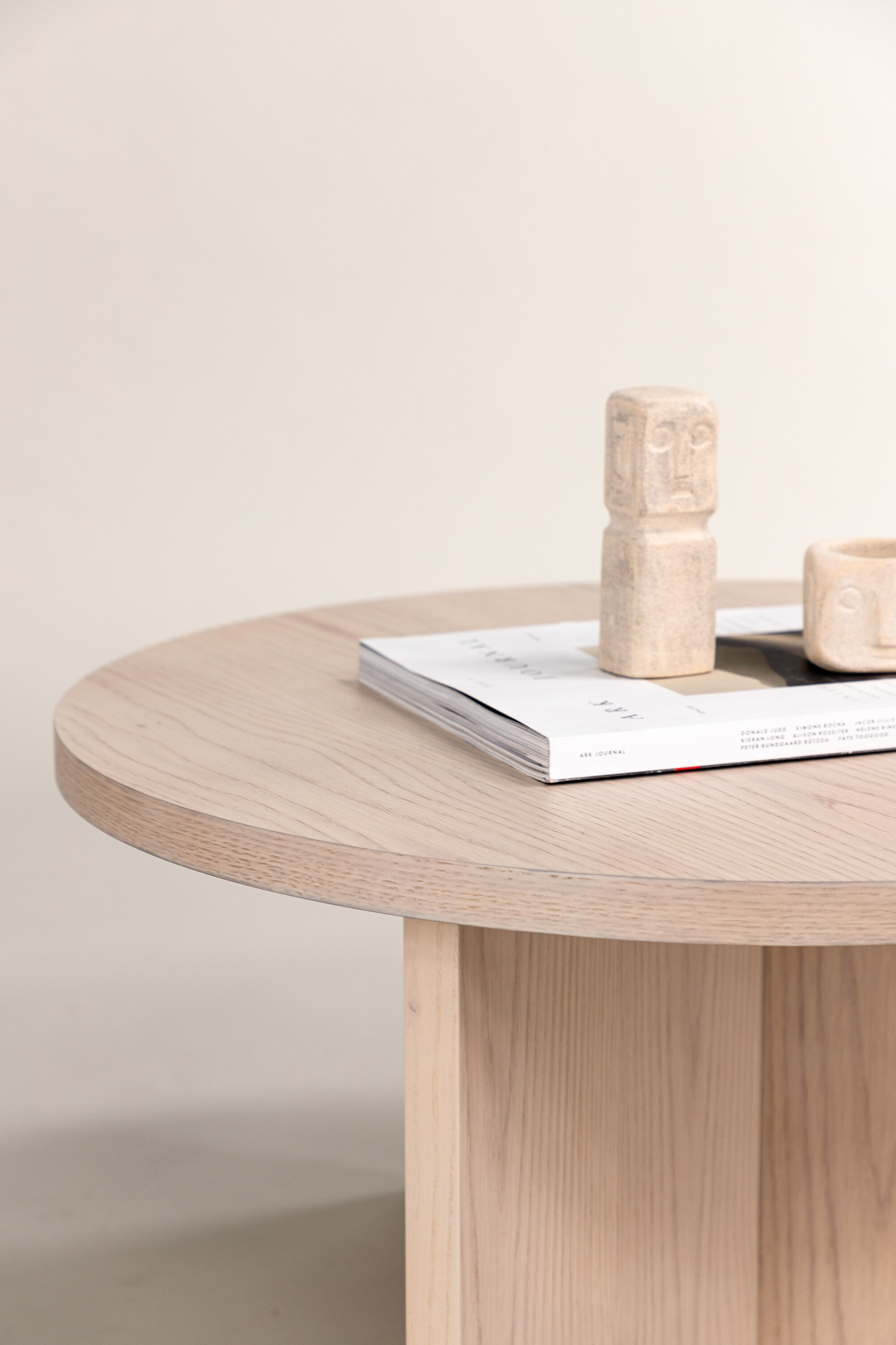 deLOHN Saltö Dohányzóasztal