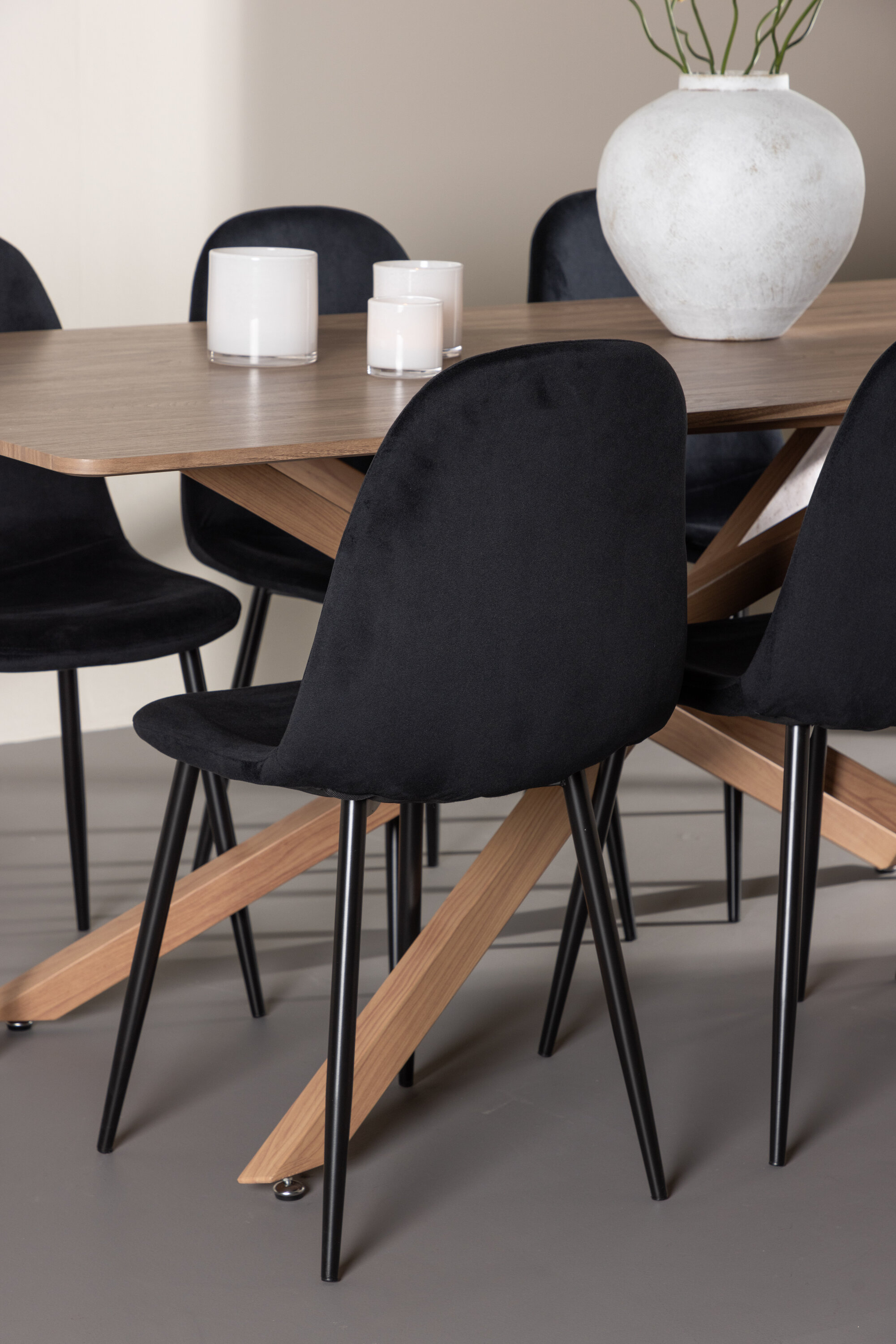 deLOHN Piazza, Polar Téglalap alakú étkezőgarnitúra deLOHN Piazza, Polar Téglalap alakú étkezőgarnitúra