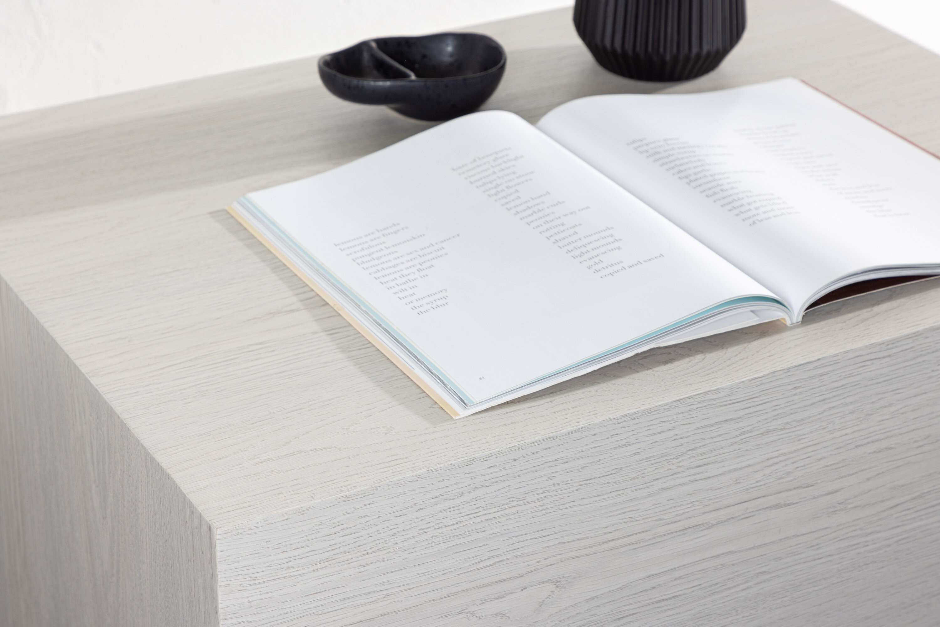 deLOHN York Dohányzóasztal