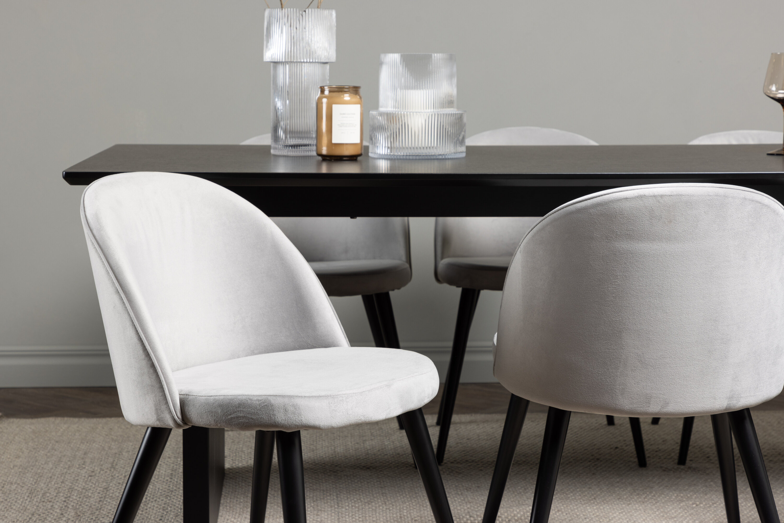 deLOHN Vail, Velvet Téglalap alakú étkezőgarnitúra