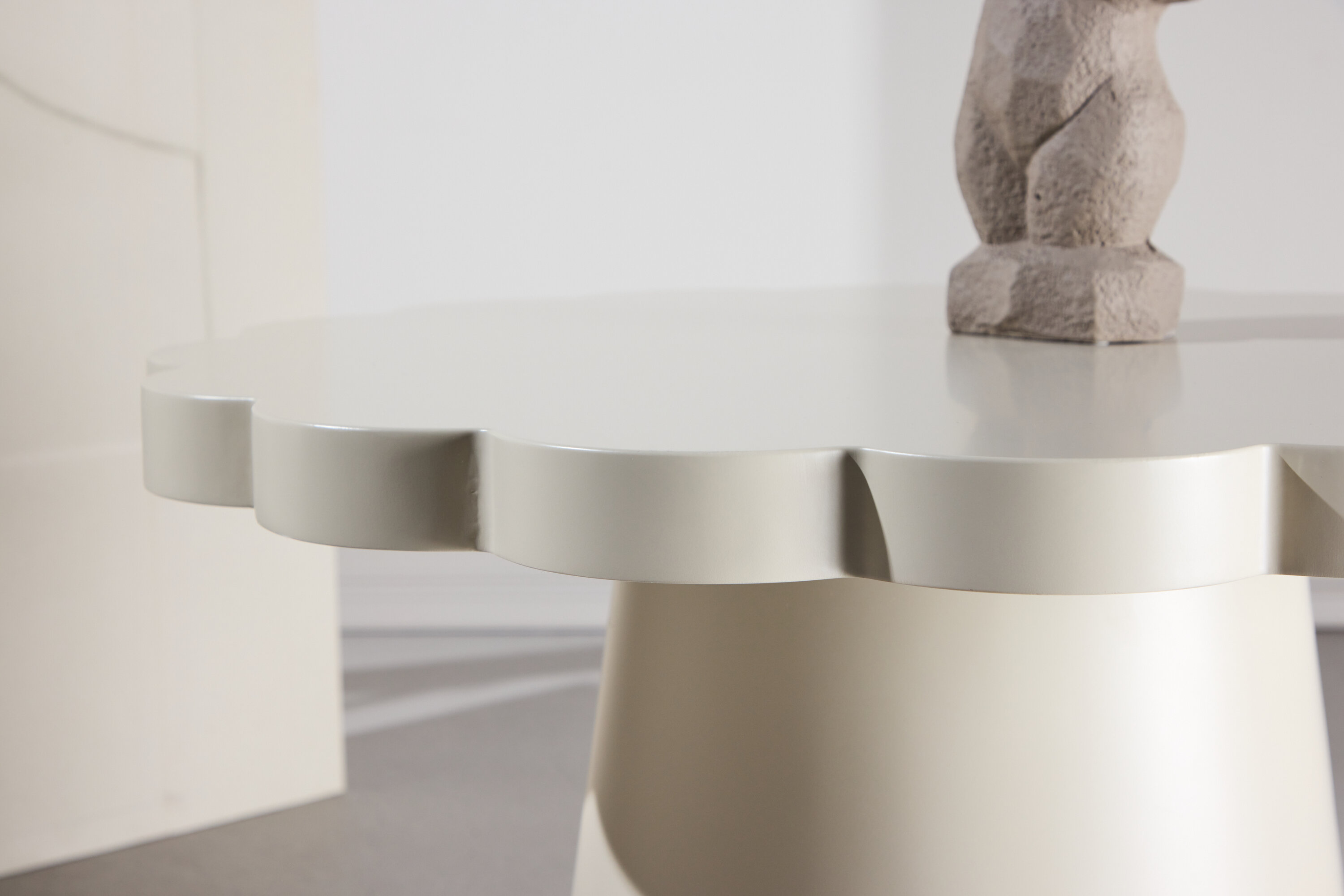 deLOHN Krull Dohányzóasztal