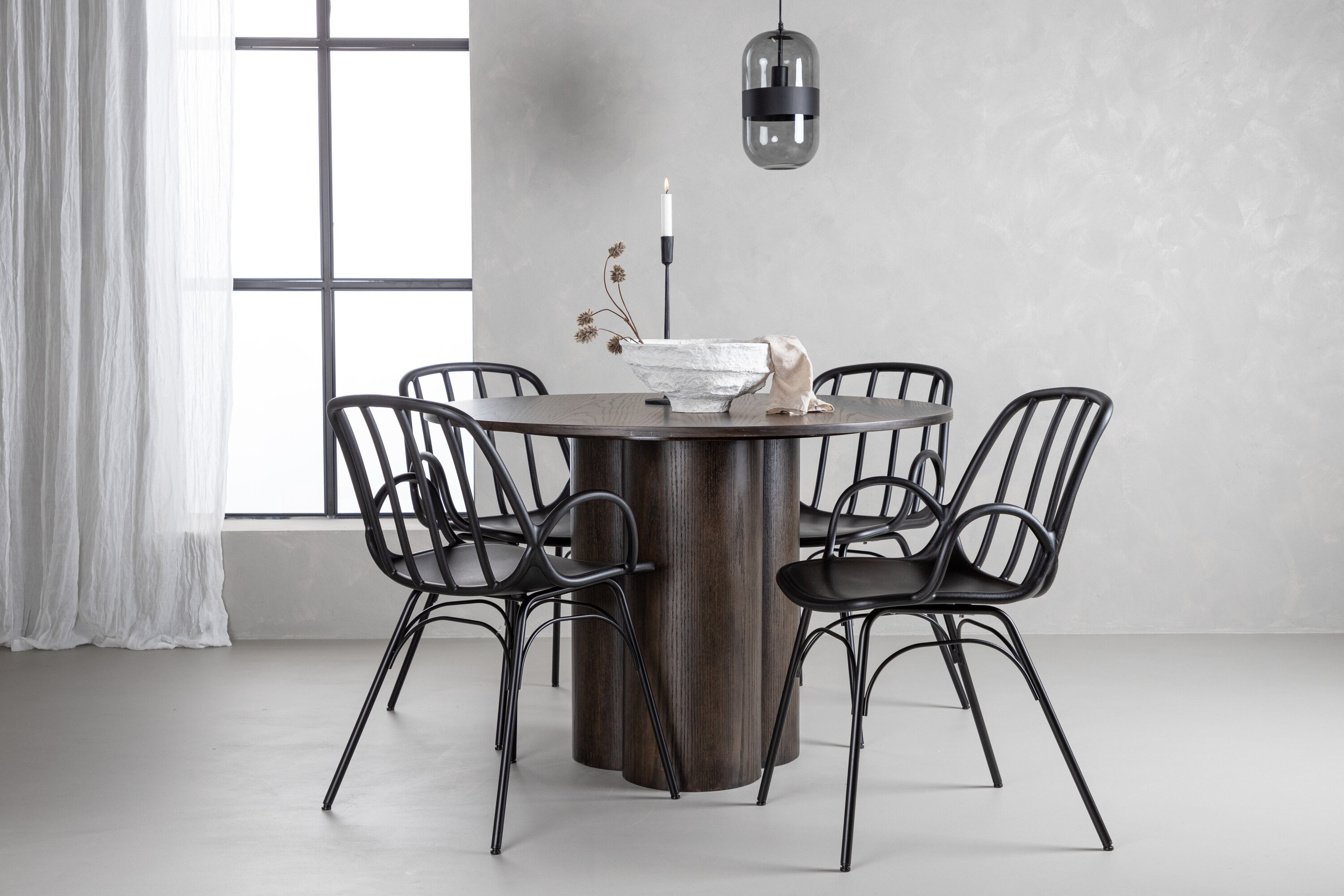 deLOHN Olivia, Dyrön Kör alakú étkezőgarnitúra