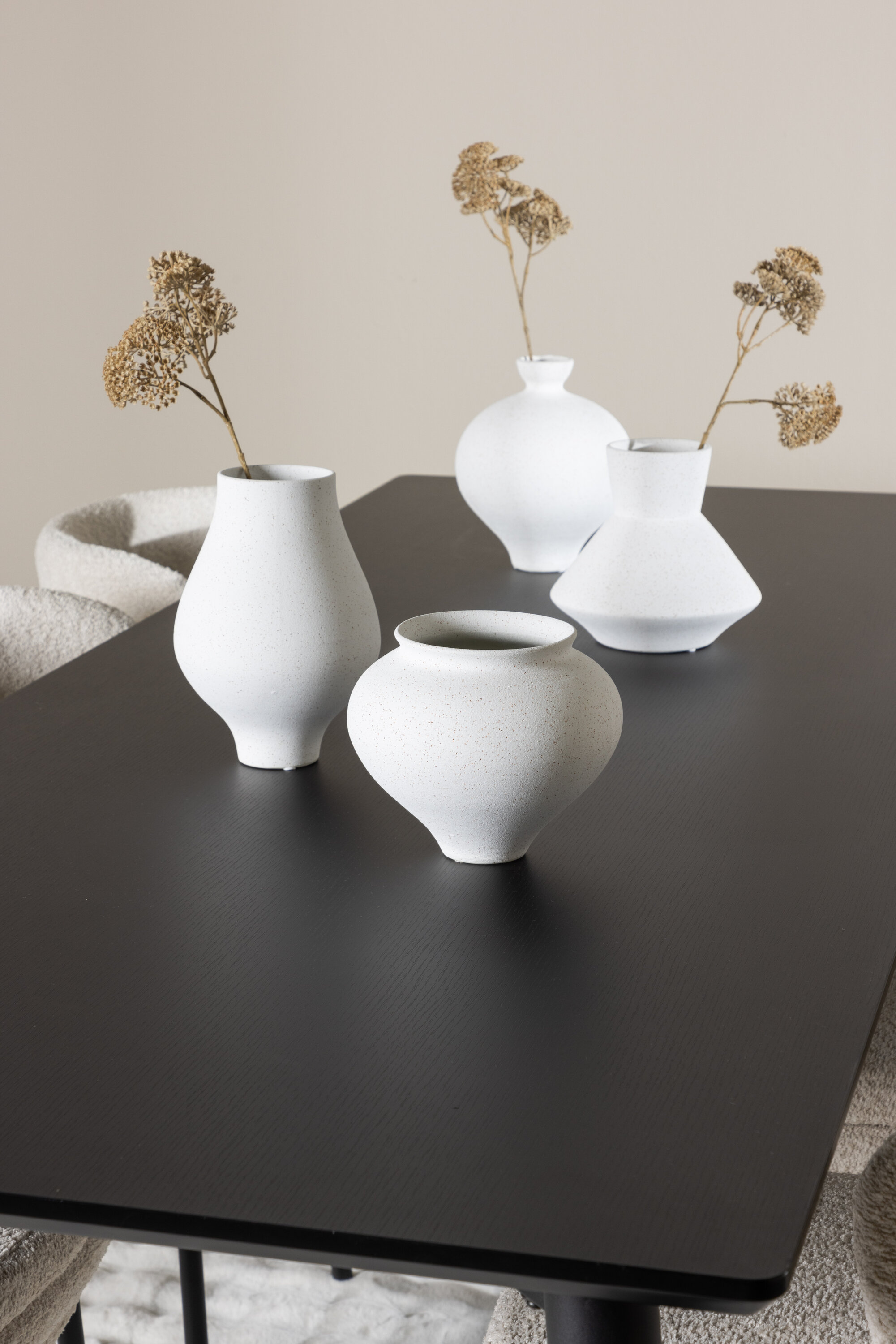 deLOHN Ellis, Agnes Téglalap alakú étkezőgarnitúra