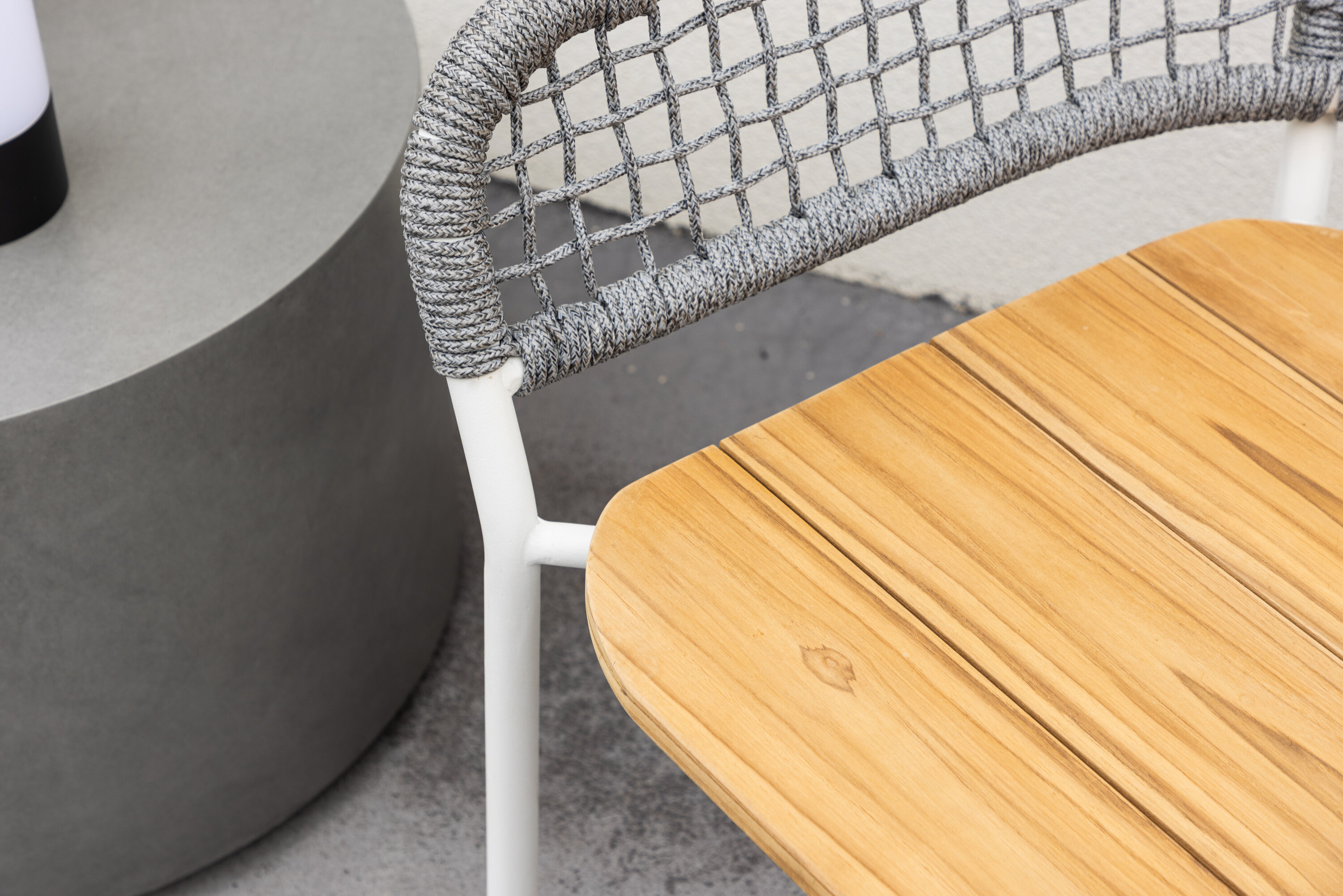 deLOHN Amora Nyugágy szék