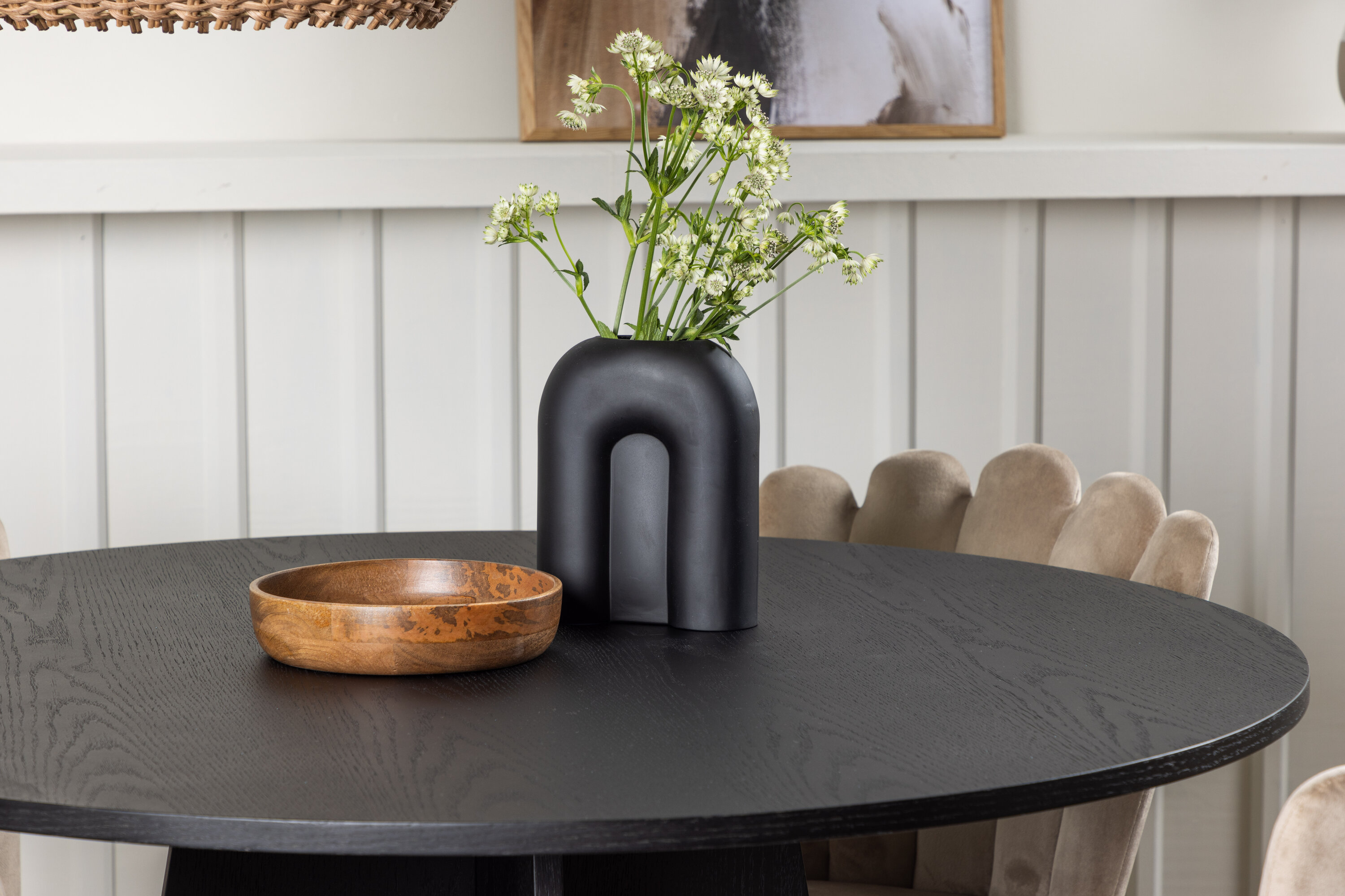 deLOHN Bootcut Round, Limhamn Kör alakú étkezőgarnitúra