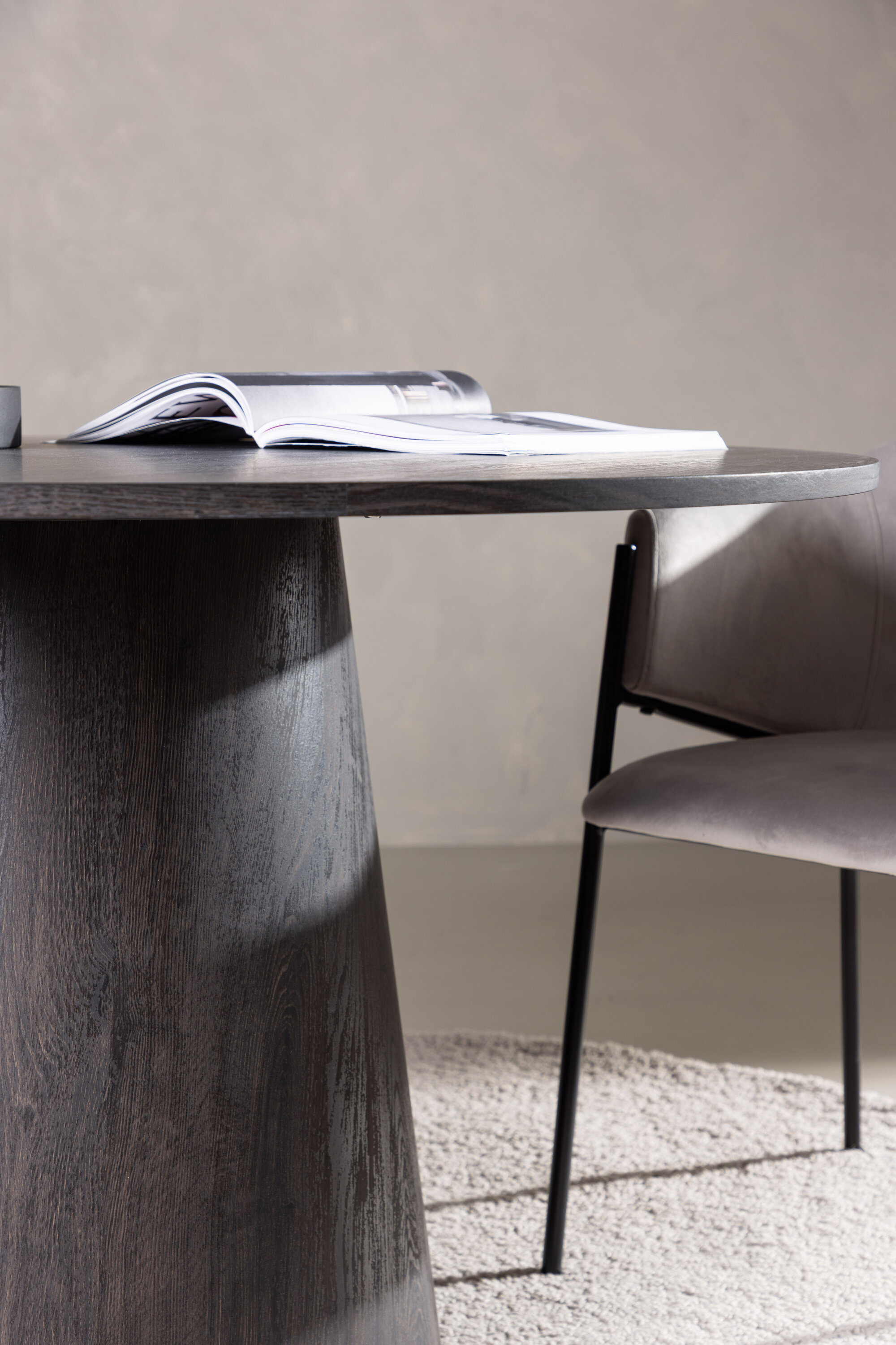 deLOHN Lanzo Kerek étkezőasztal