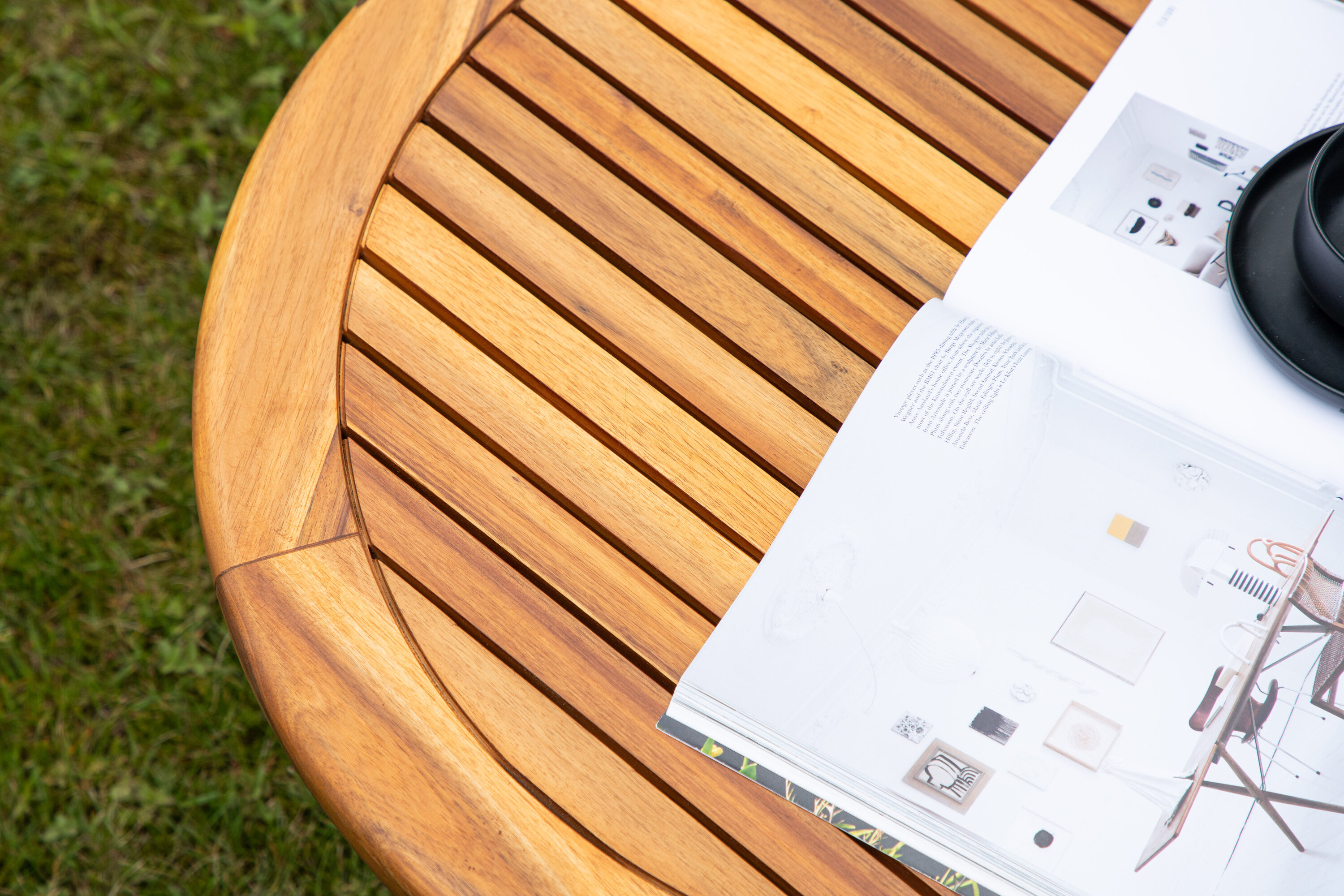 deLOHN Lumpur Dohányzóasztal