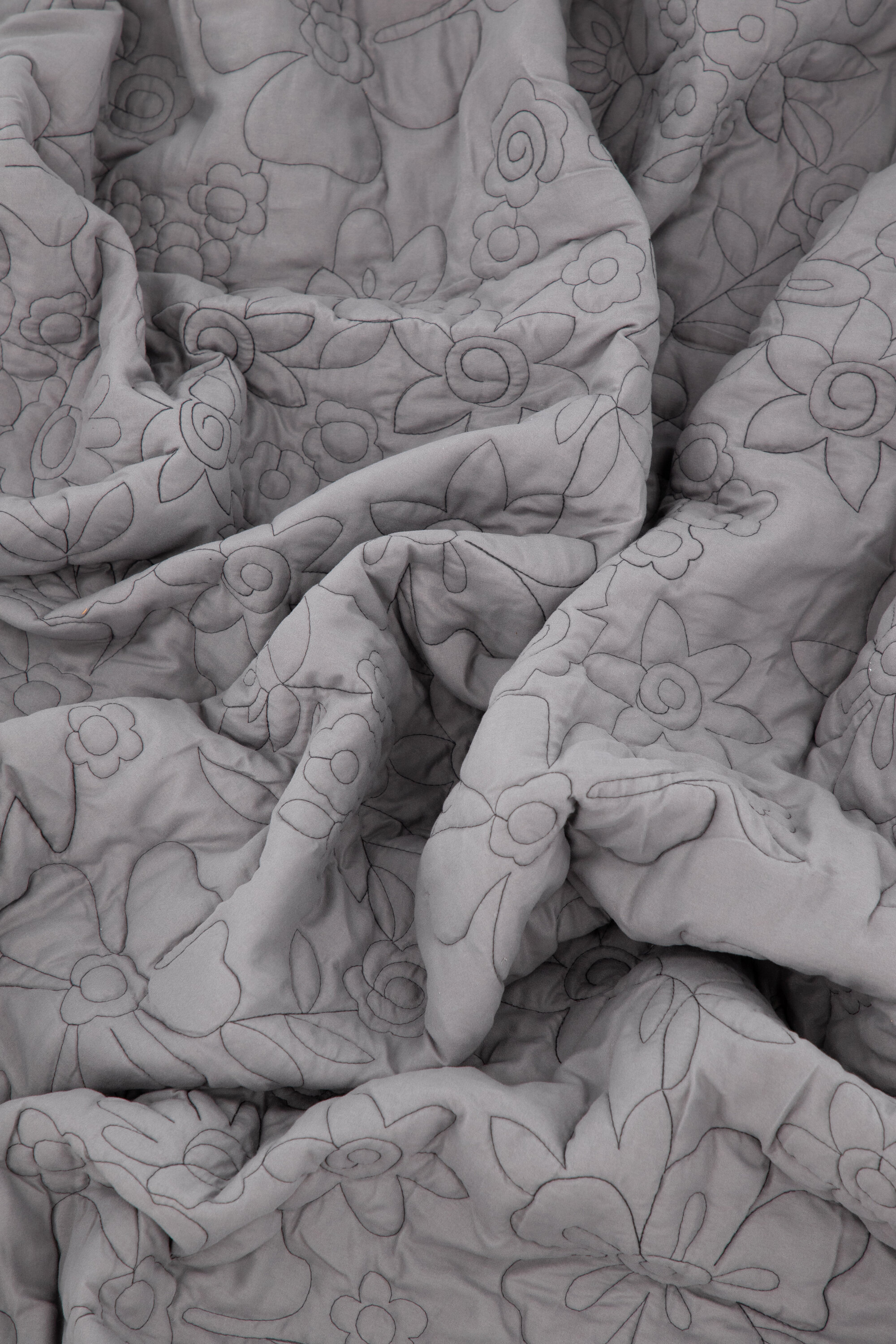 deLOHN Niki Ágynemű