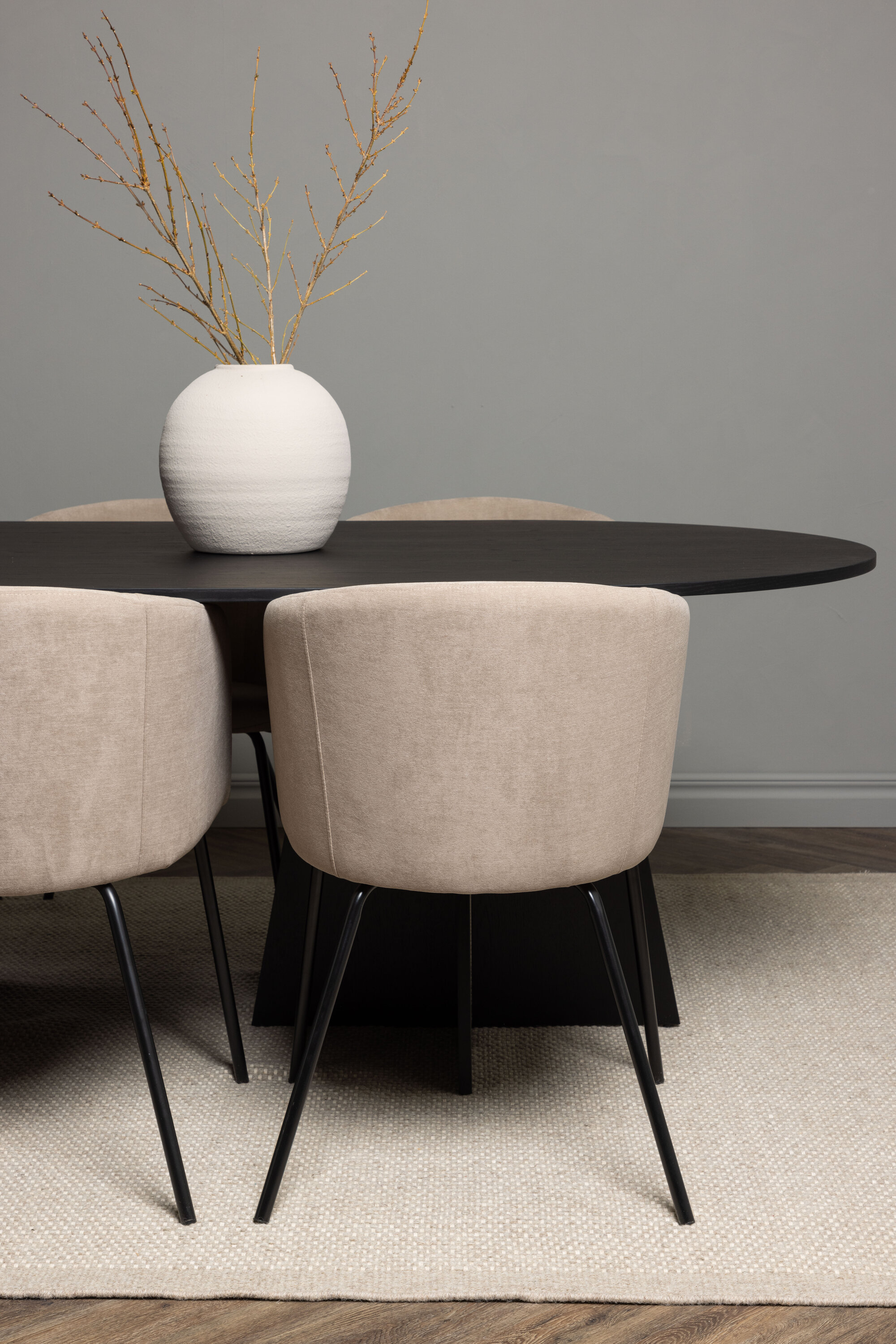 deLOHN Bootcut Oval, Berit Téglalap alakú étkezőgarnitúra