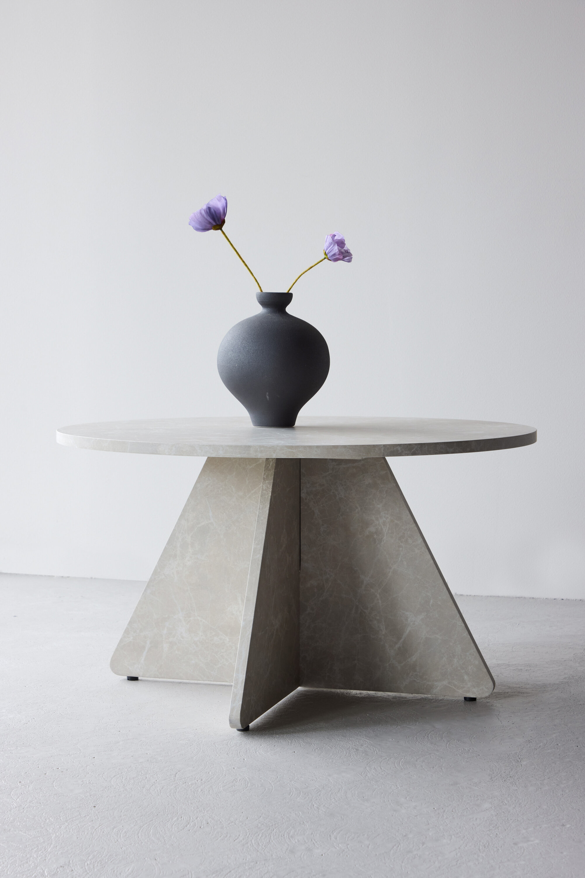 deLOHN Bootcut Dohányzóasztal