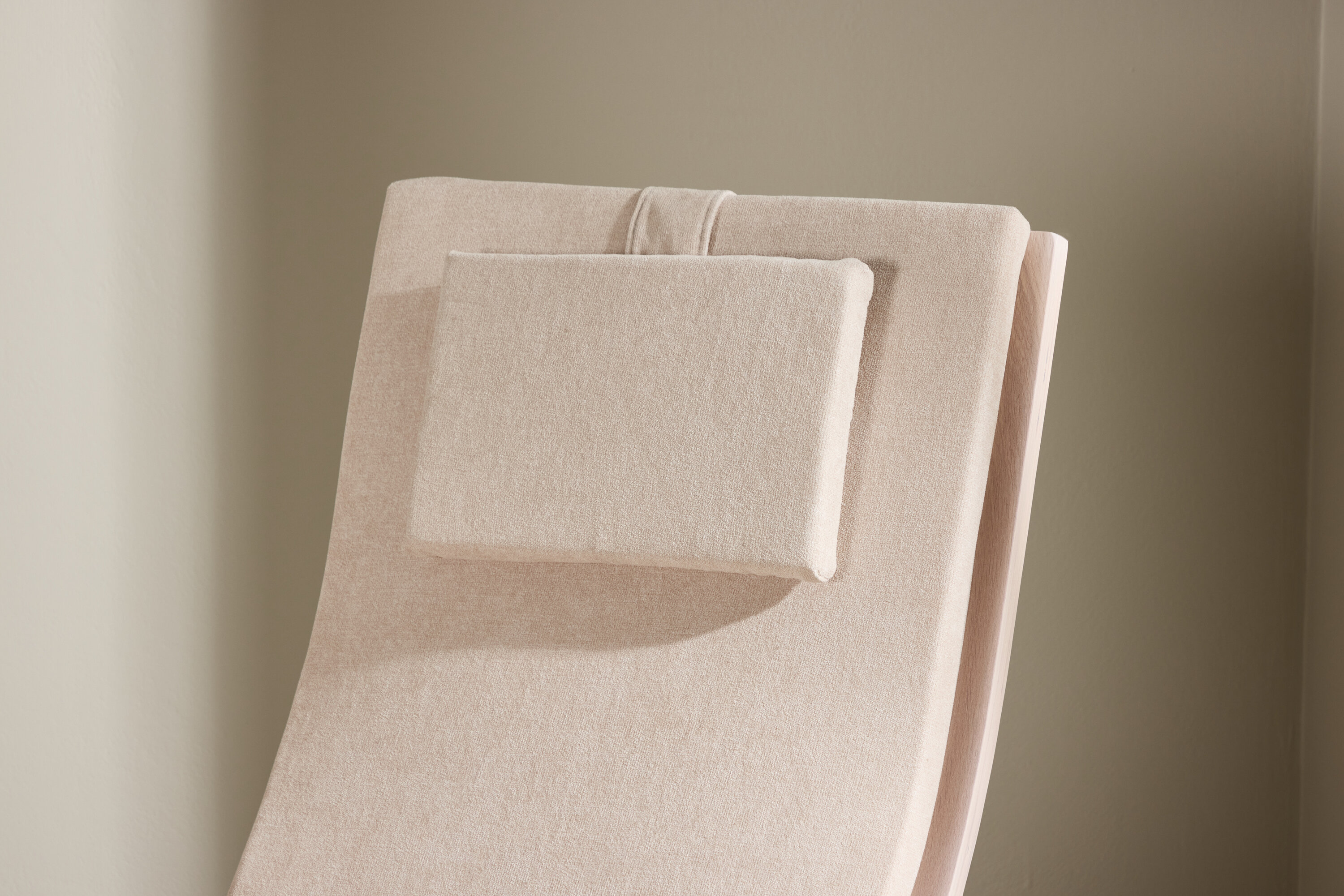 deLOHN Grötö Nyugágy szék deLOHN Grötö Nyugágy szék