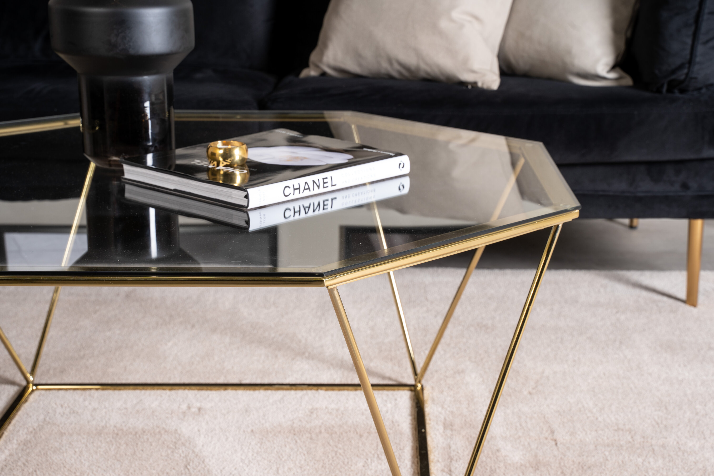 deLOHN Österlen Dohányzóasztal