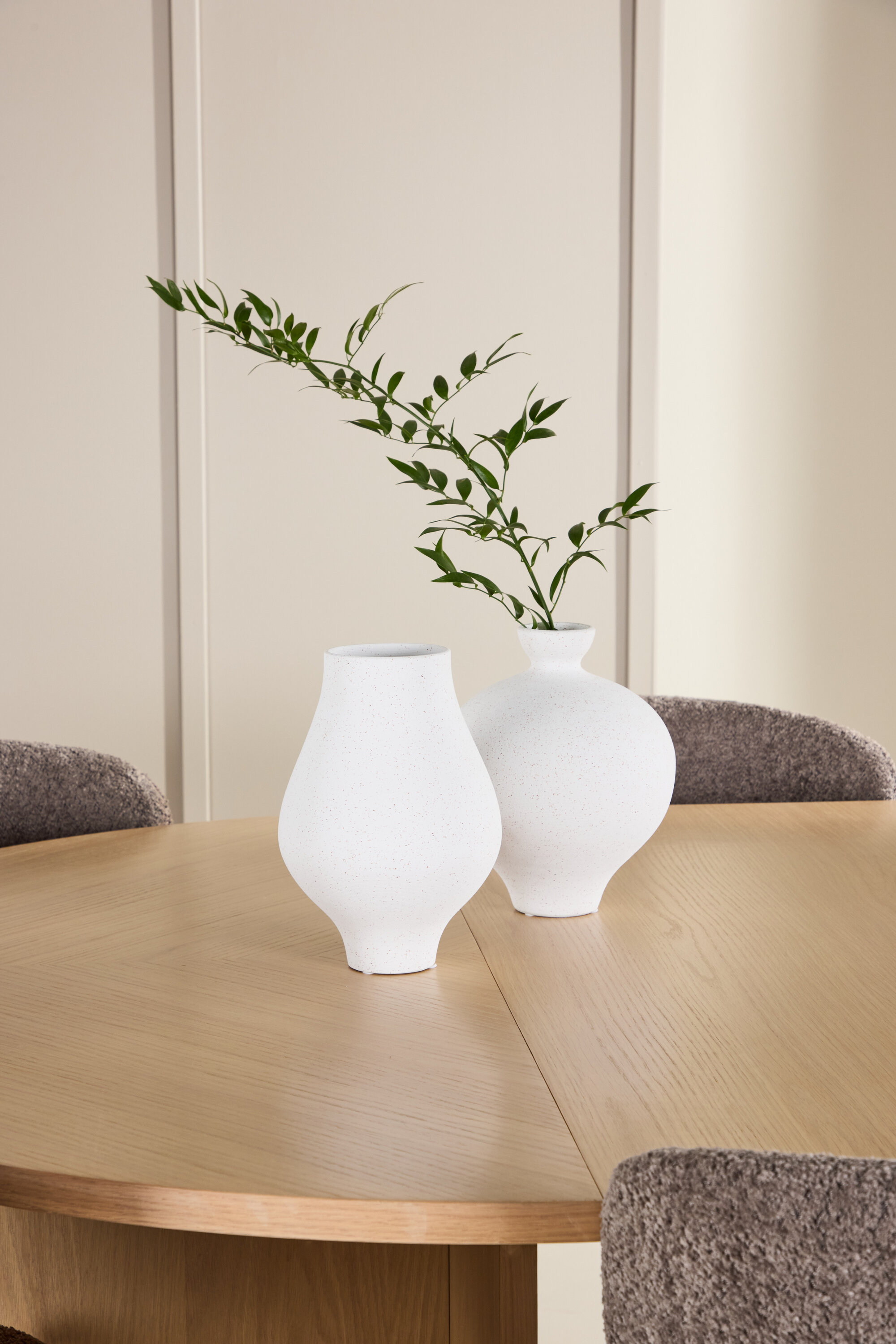 deLOHN Strada, Astoria Ovális étkezőgarnitúra deLOHN Strada, Astoria Ovális étkezőgarnitúra