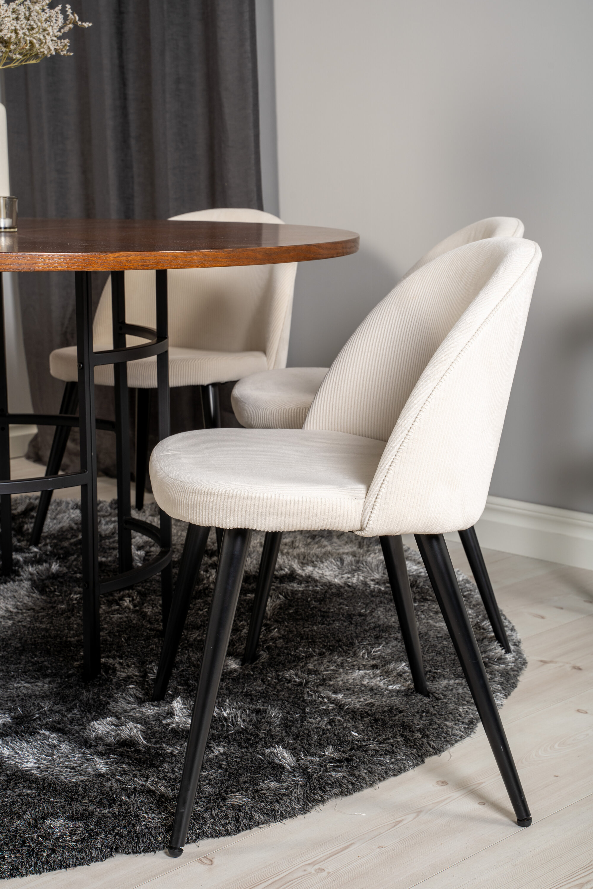 deLOHN Copenhagen, Velvet Kör alakú étkezőgarnitúra deLOHN Copenhagen, Velvet Kör alakú étkezőgarnitúra