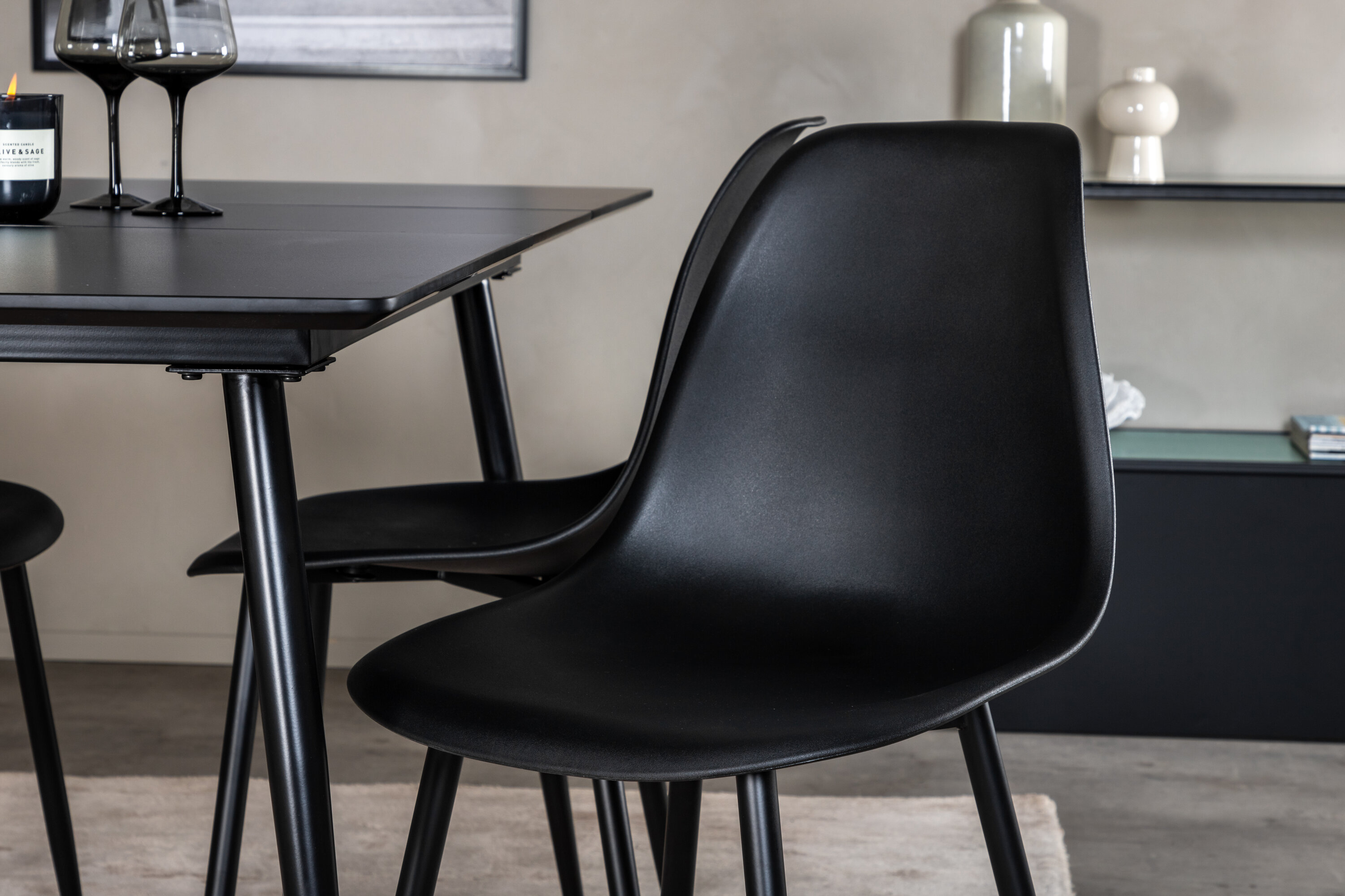 deLOHN Silar, Polar Téglalap alakú étkezőgarnitúra deLOHN Silar, Polar Téglalap alakú étkezőgarnitúra