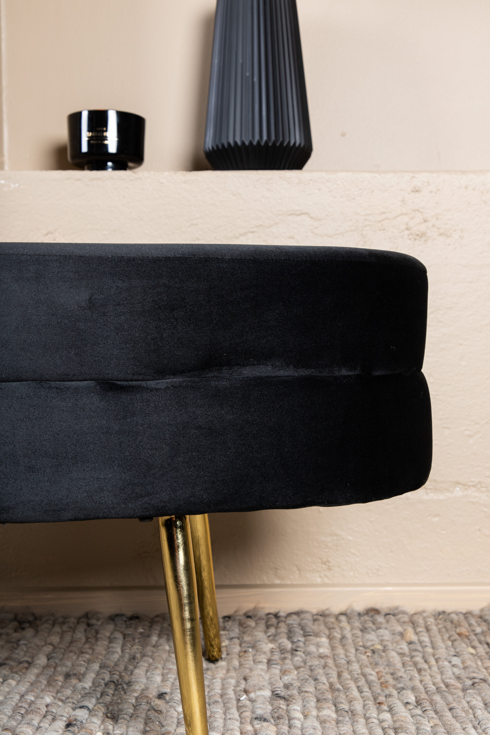 deLOHN Otto Lábtartós puff