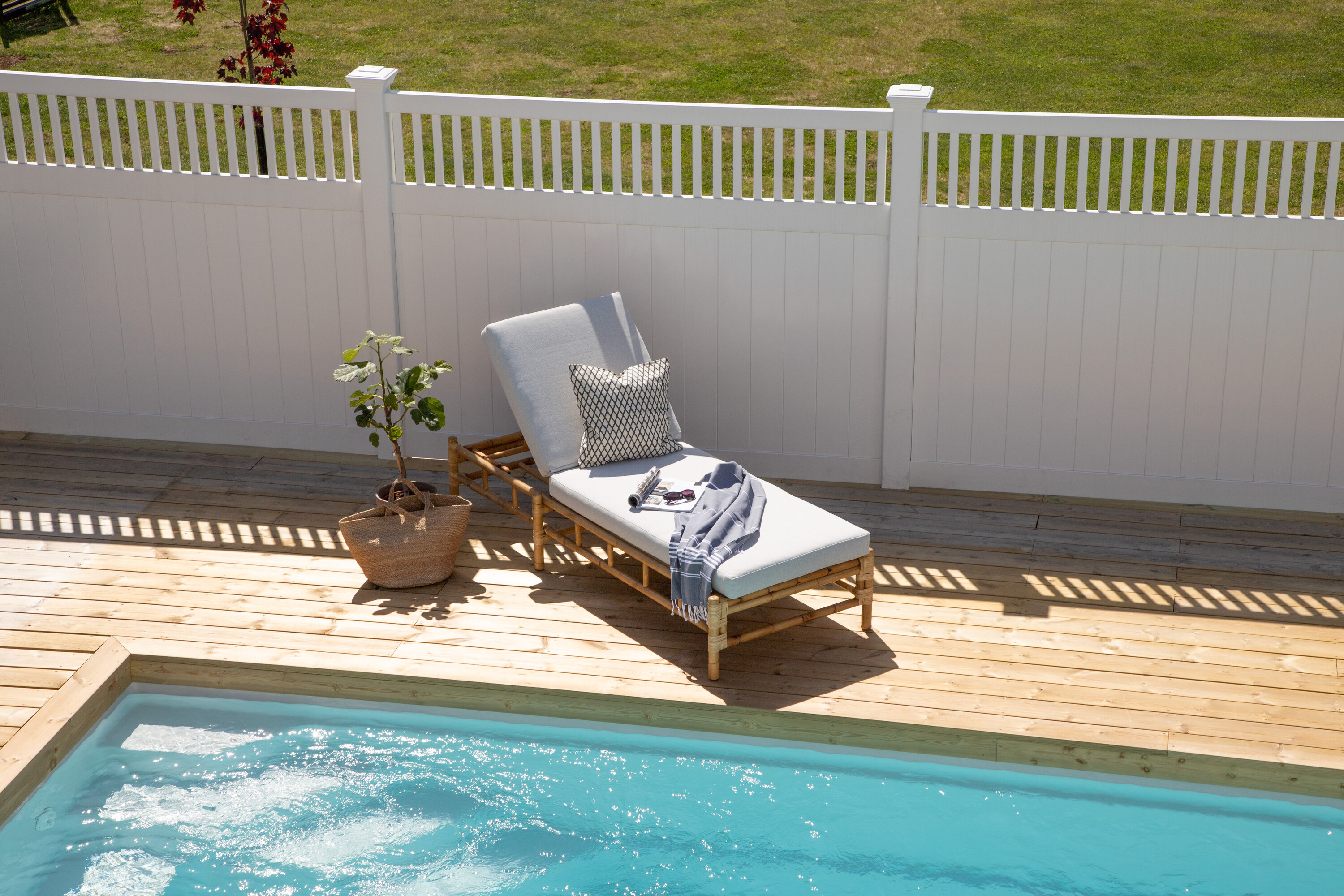 deLOHN Cane Napozóágy