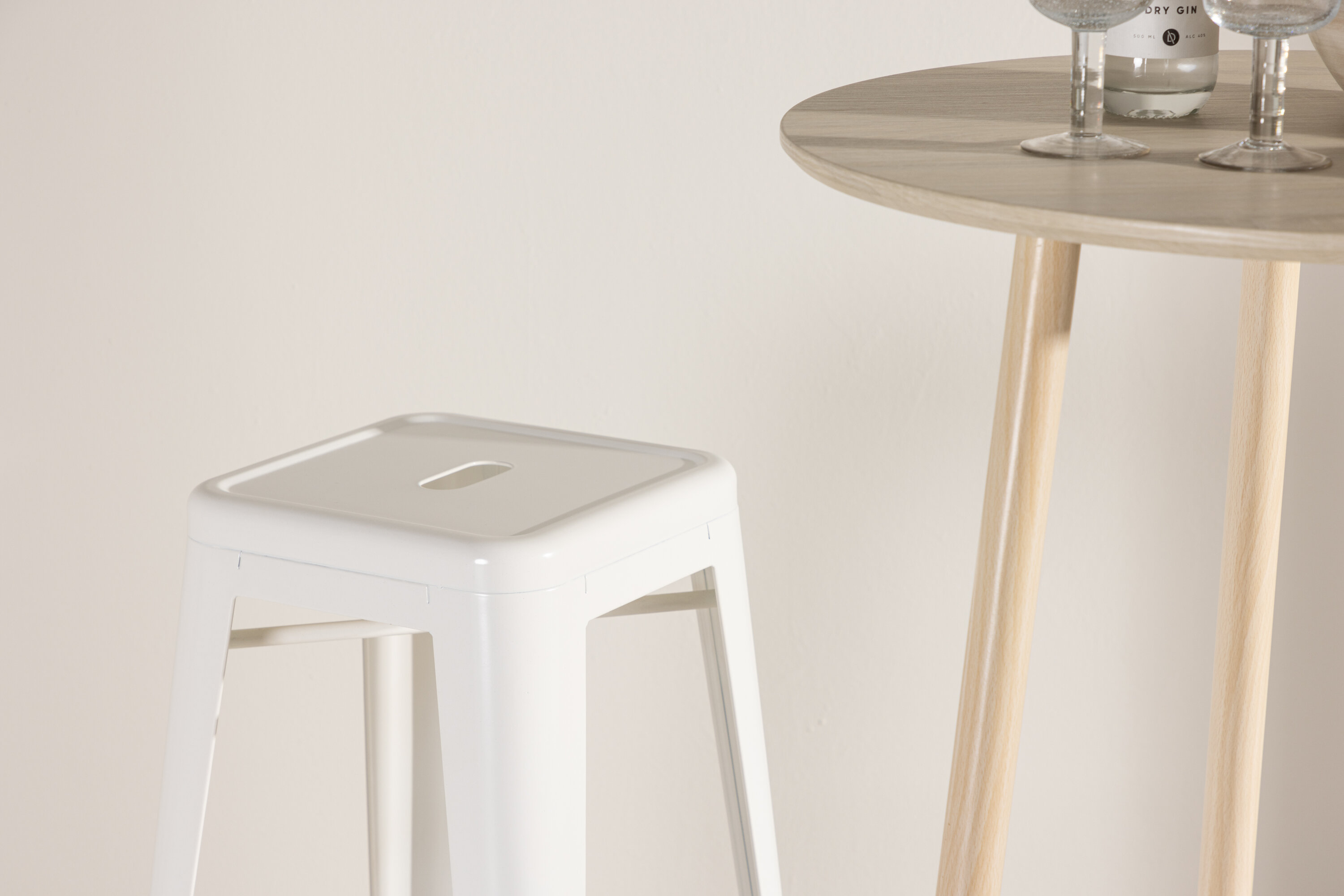 deLOHN Tempe Bárszék deLOHN Tempe Bárszék