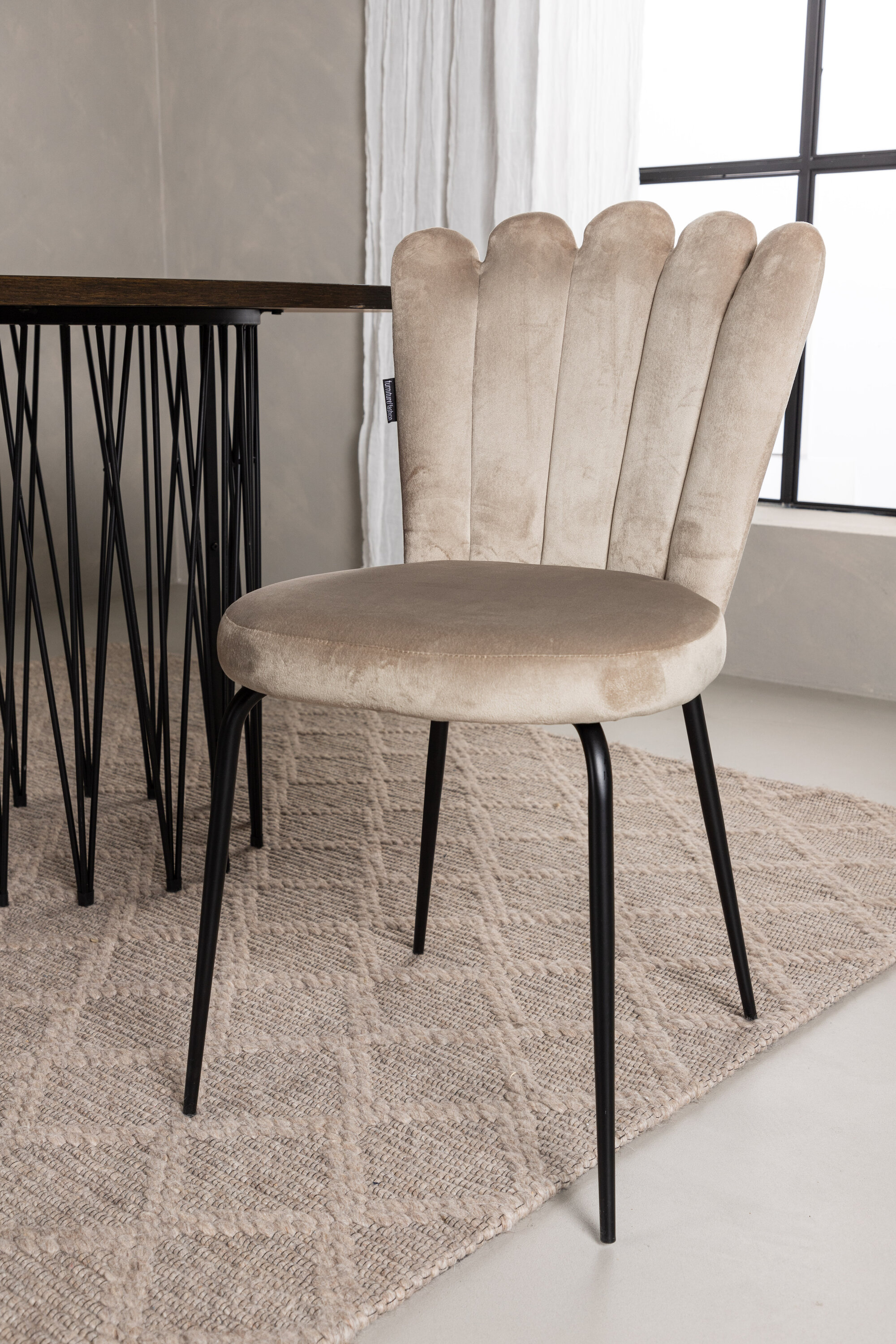 deLOHN Stone oval, Limhamn Ovális étkezőgarnitúra