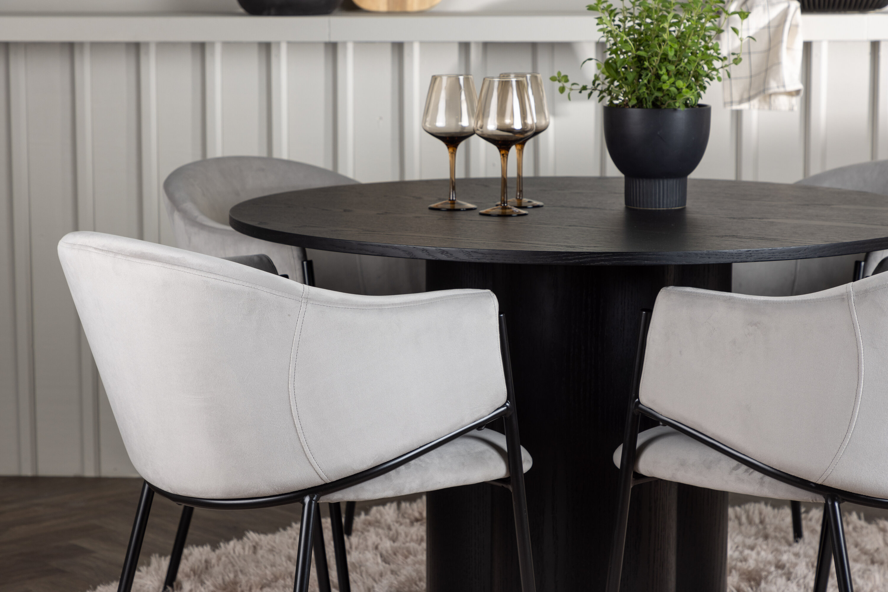 deLOHN Evelina Kör alakú étkezőgarnitúra