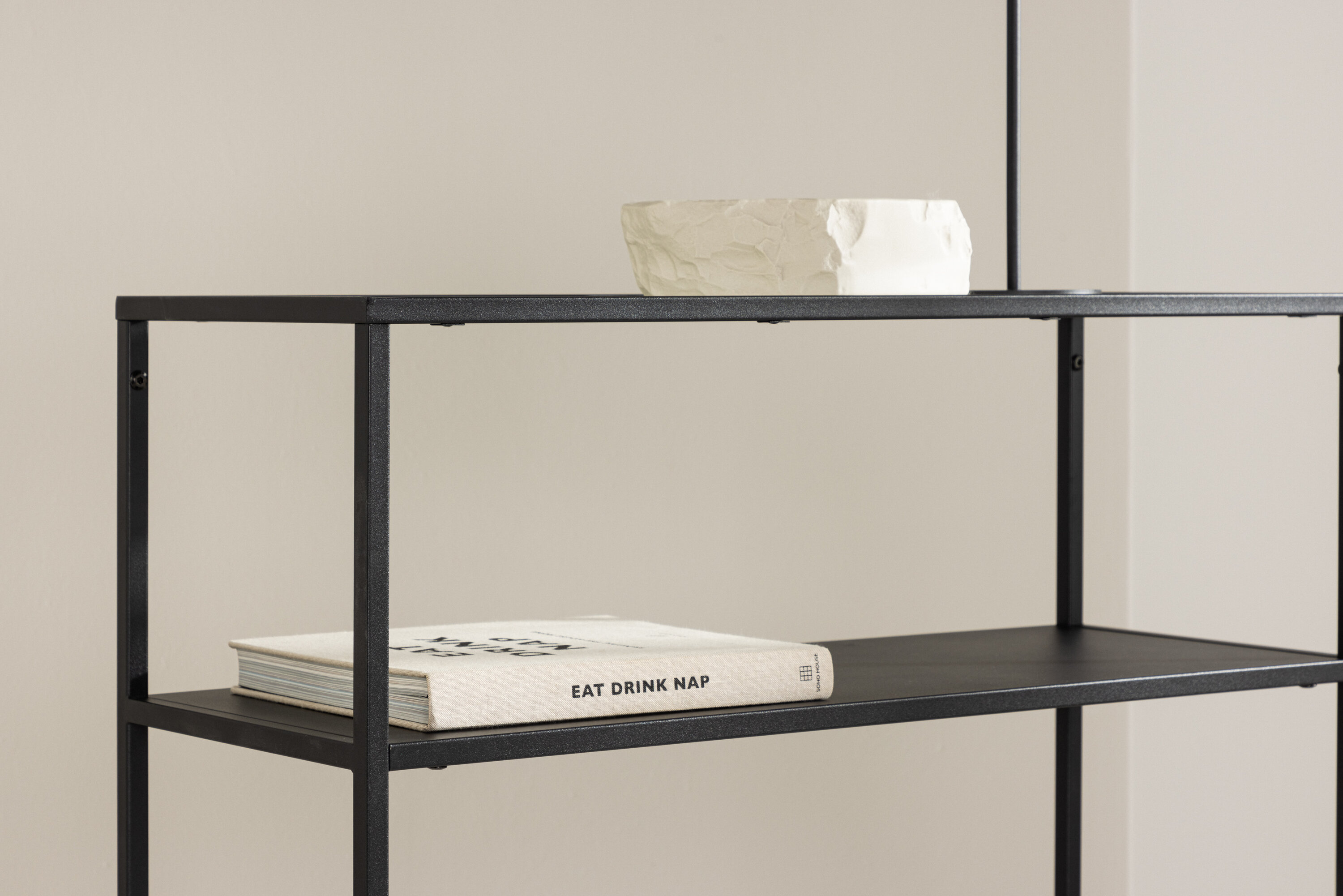 deLOHN Bogóta Kisasztal