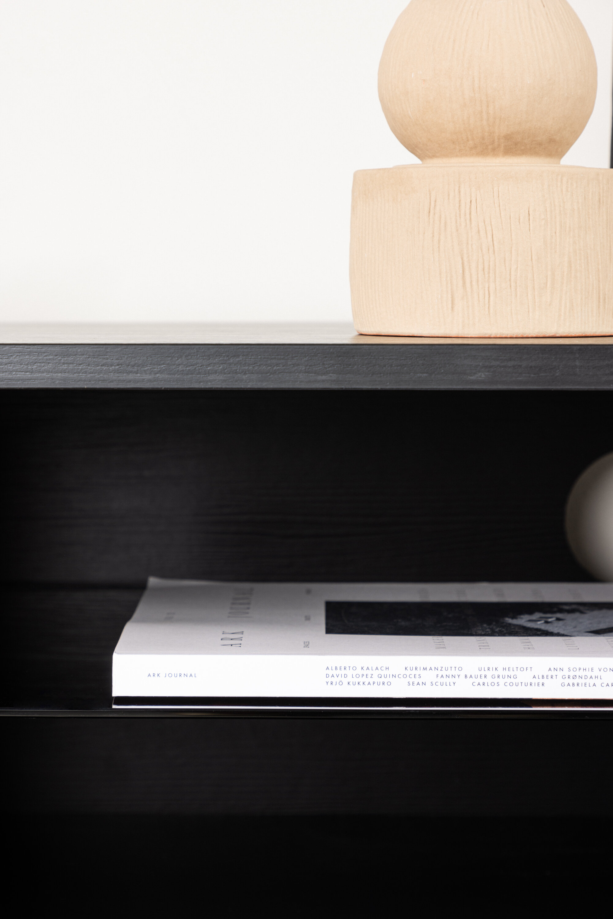 deLOHN Cuenca TV-szekrény