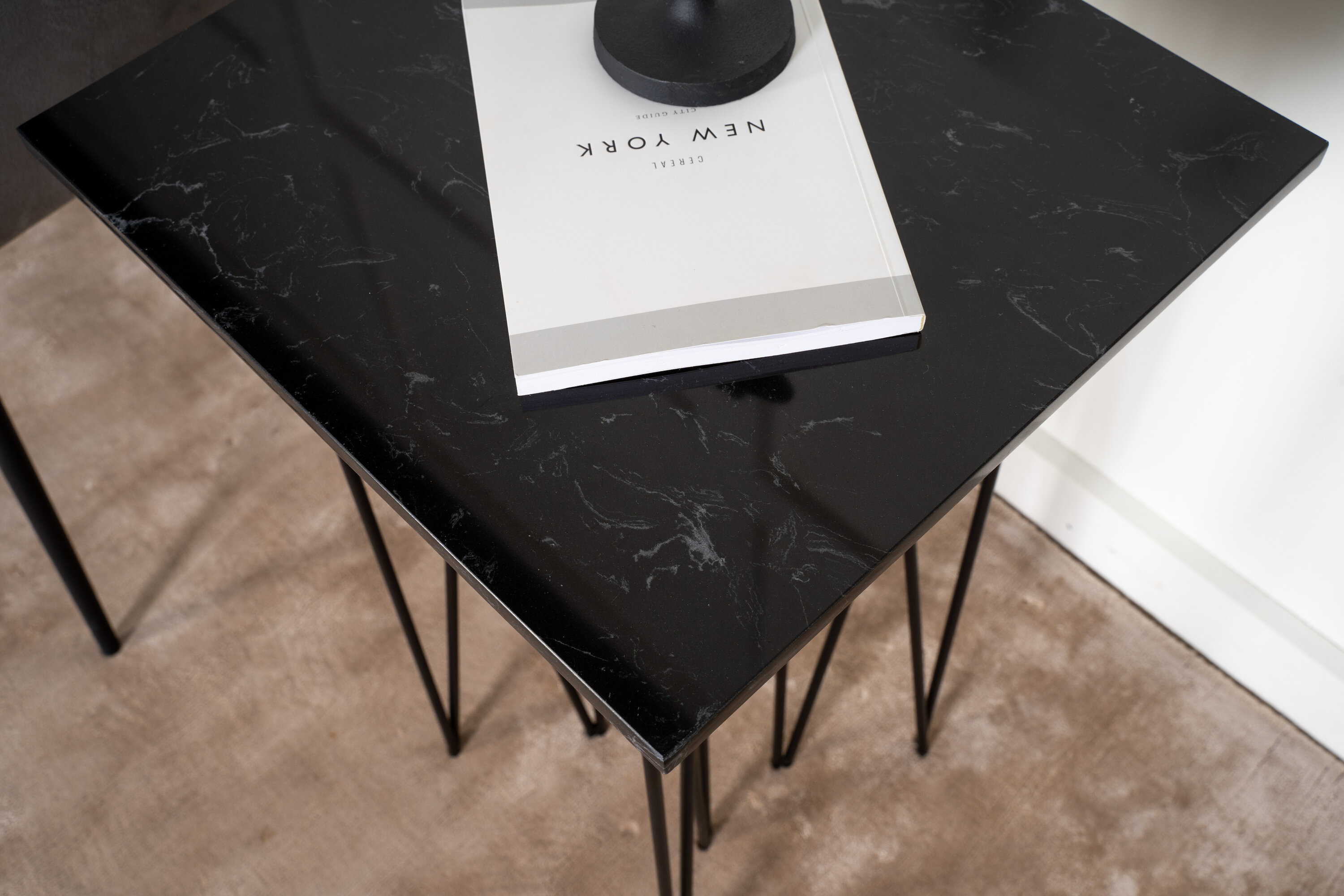 deLOHN Stone Kisasztal deLOHN Stone Kisasztal