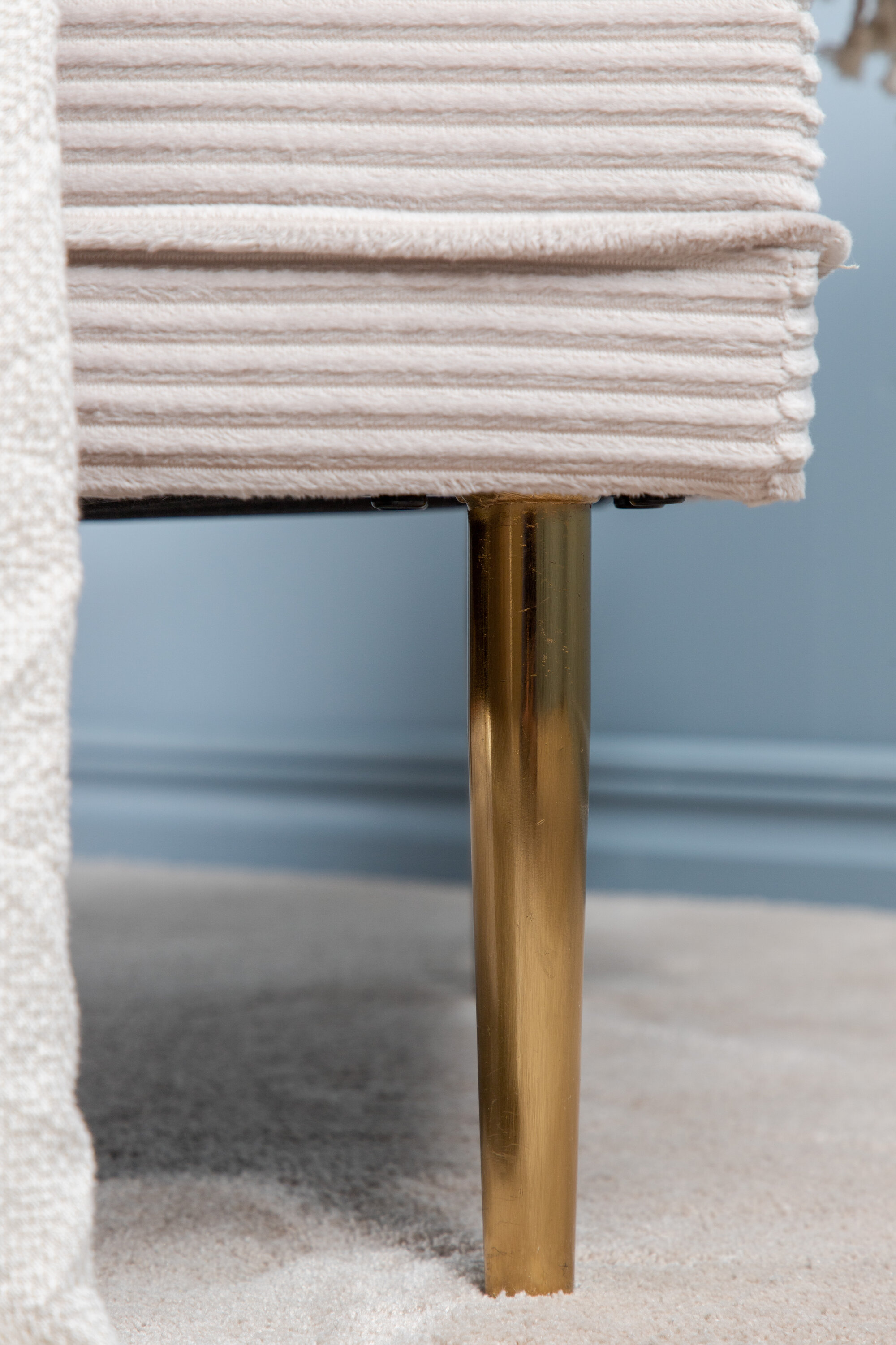 deLOHN Boom Lábtartós puff