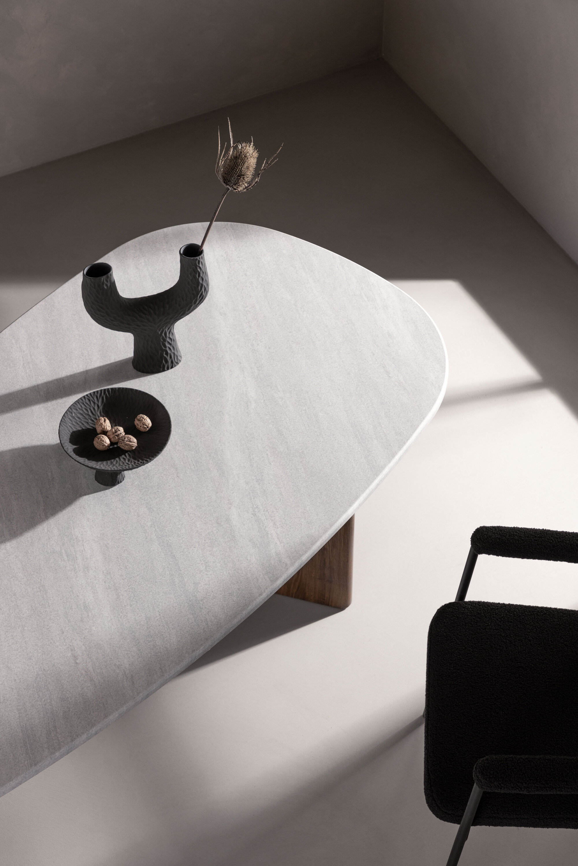 deLOHN Grönvik Ovális étkezőasztal deLOHN Grönvik Ovális étkezőasztal