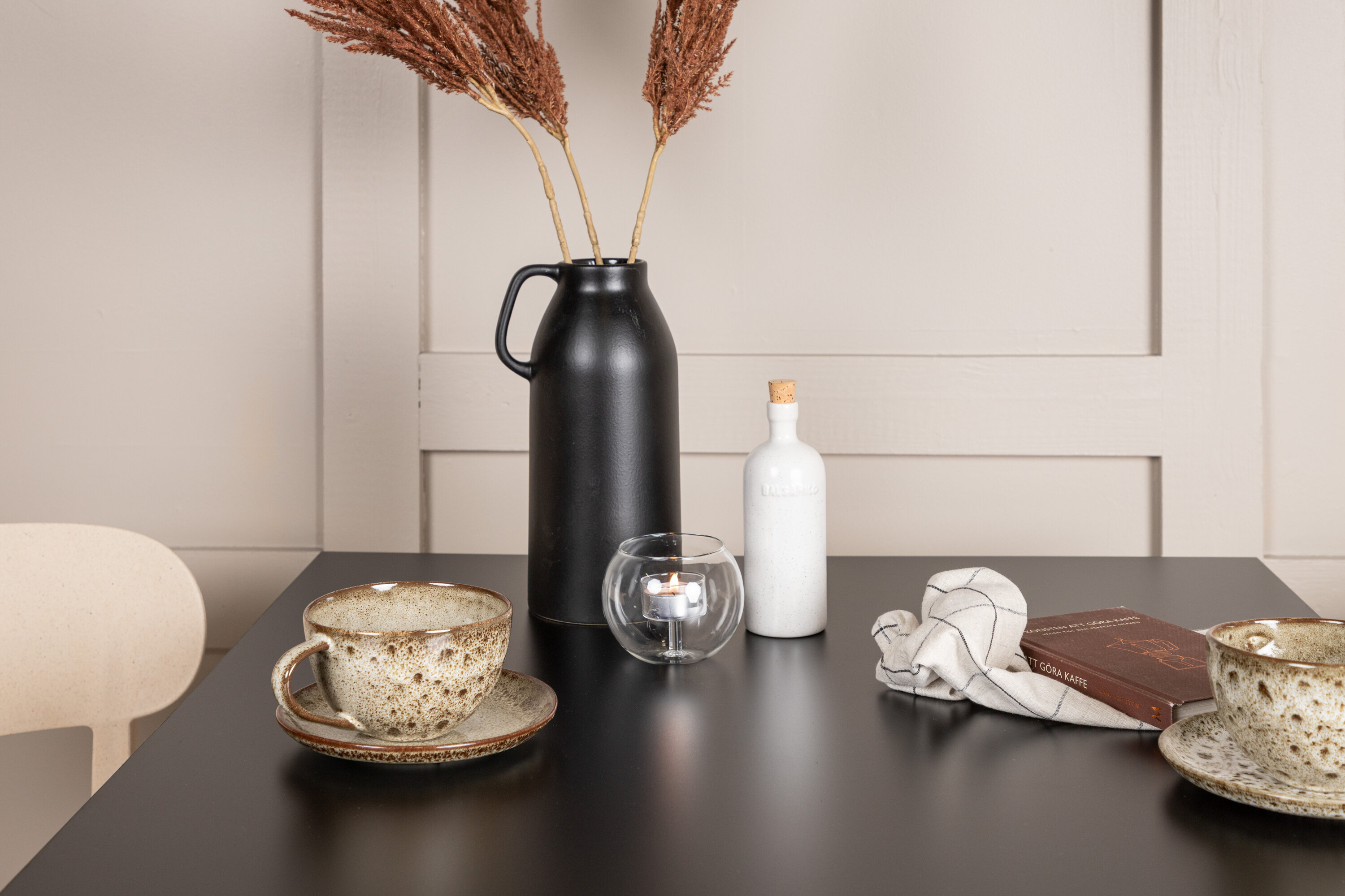 deLOHN Tempe, Åstol Téglalap alakú étkezőgarnitúra