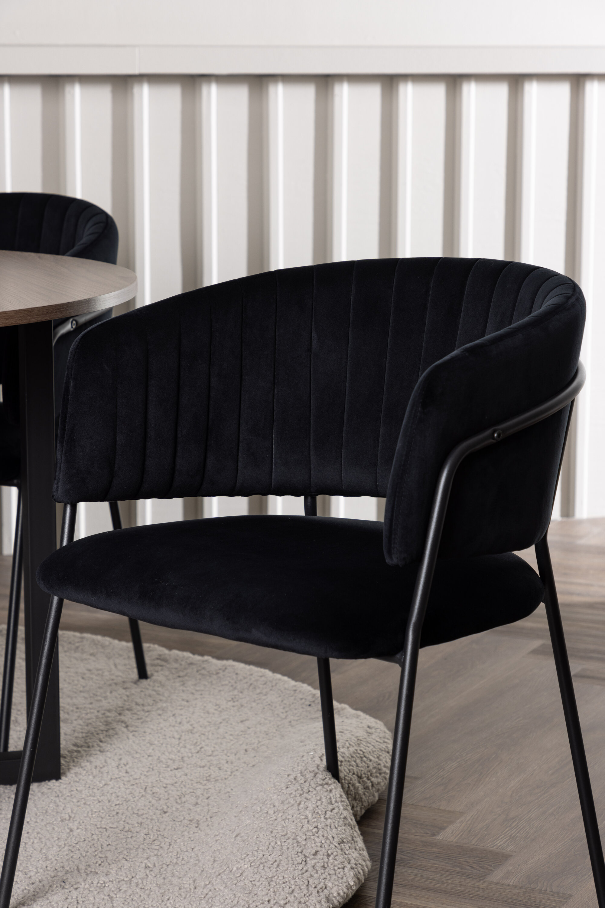 deLOHN Selma Kör alakú étkezőgarnitúra deLOHN Selma Kör alakú étkezőgarnitúra