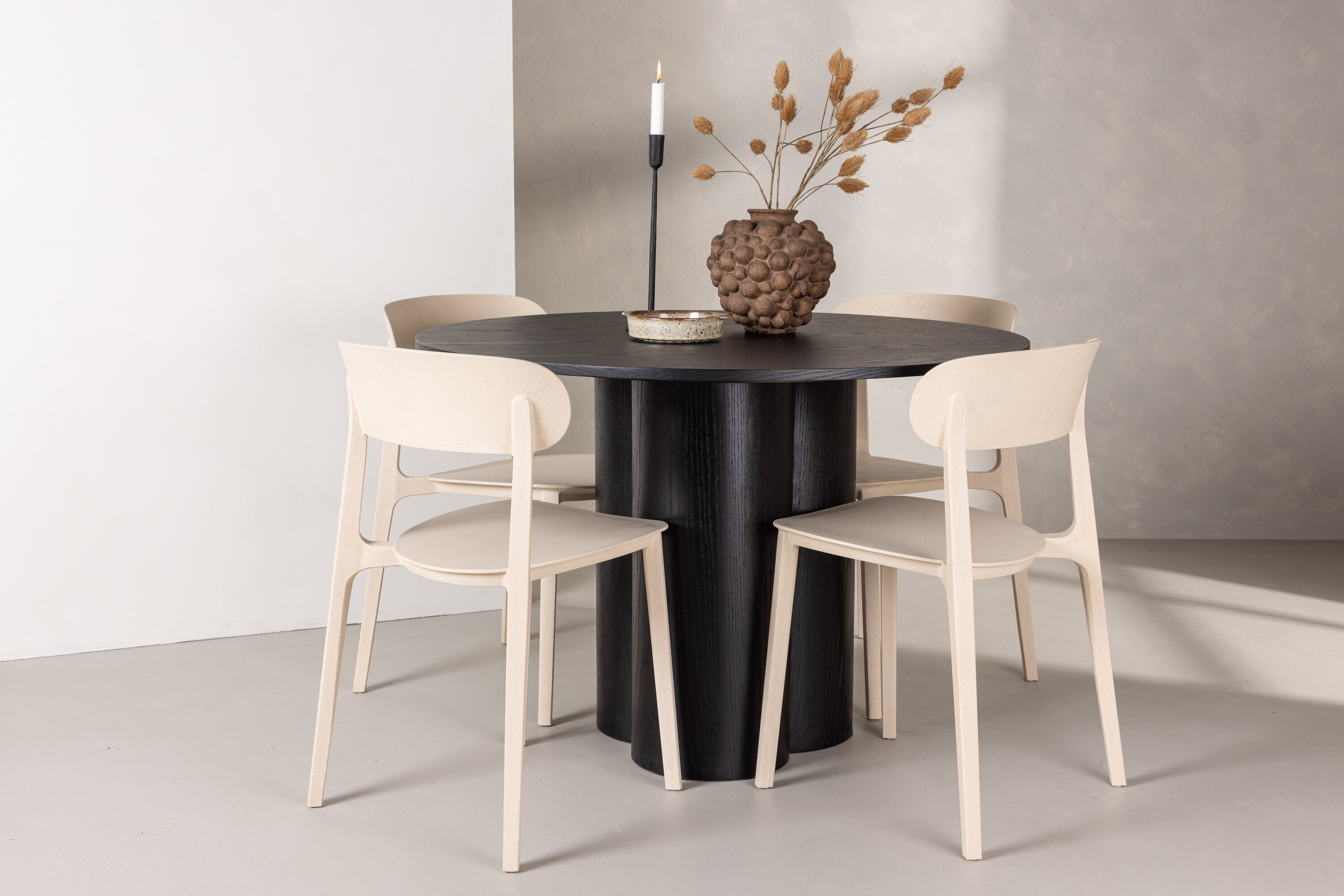 deLOHN Olivia, Åstol Kör alakú étkezőgarnitúra