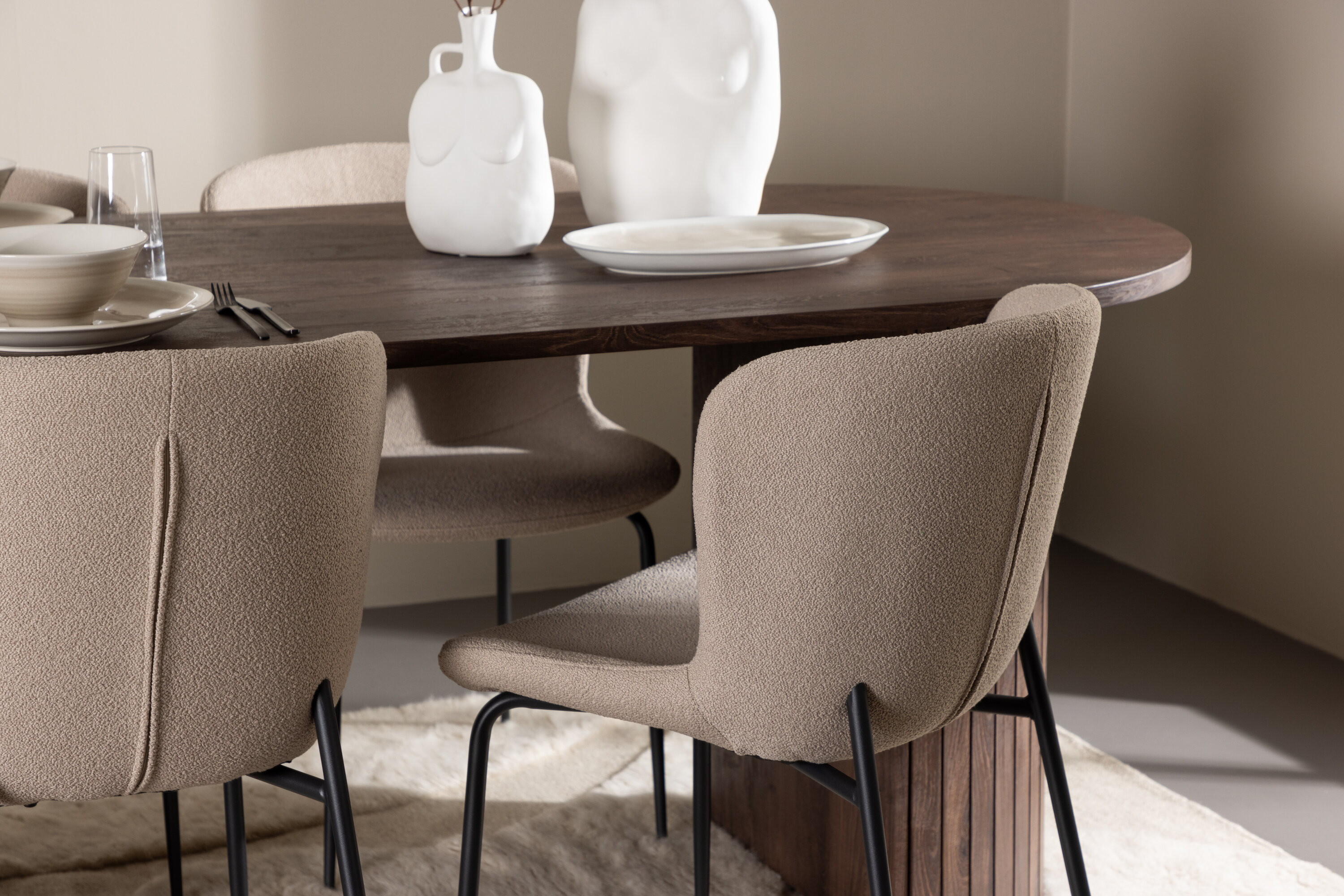 deLOHN Härön, Modesto Ovális étkezőgarnitúra