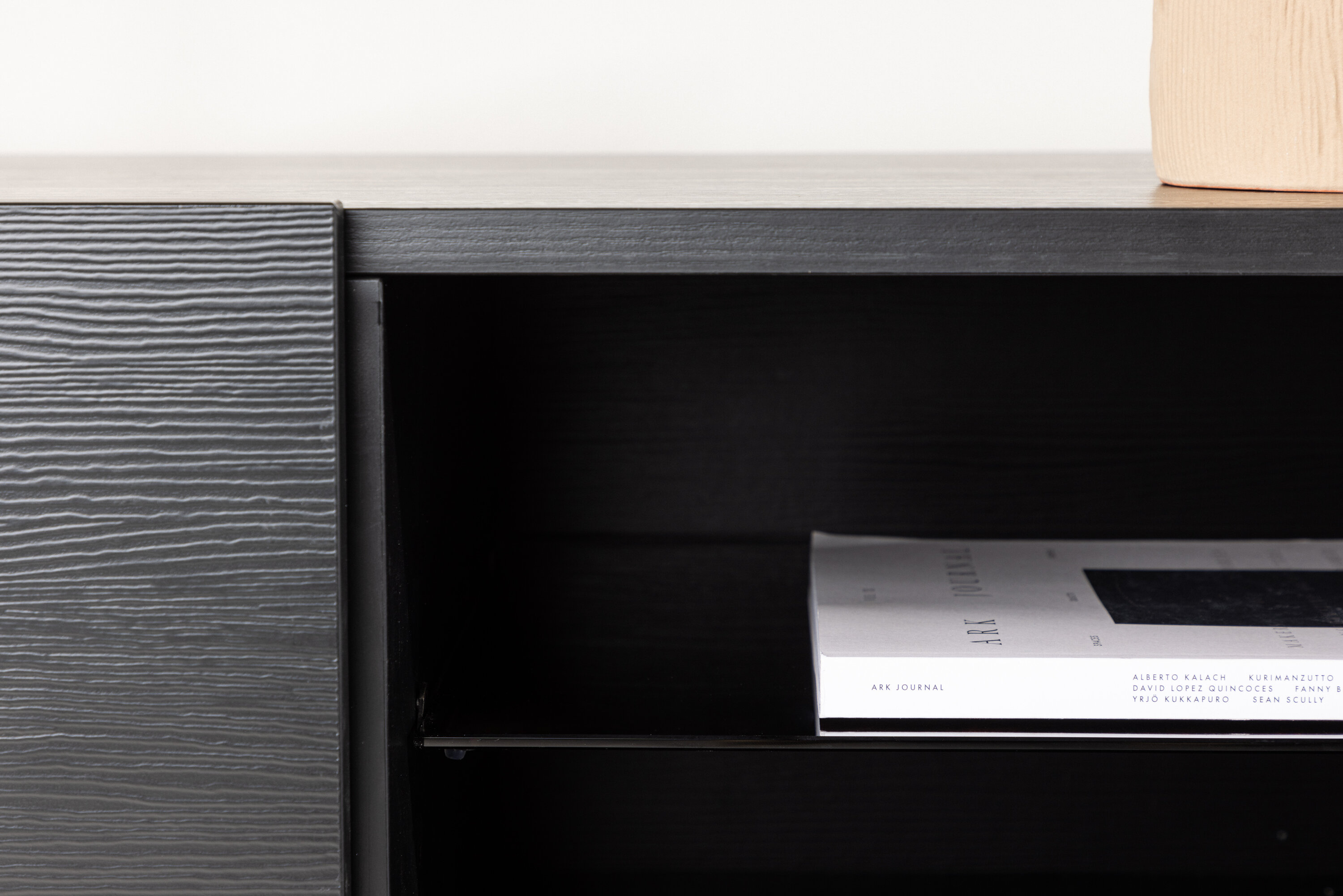 deLOHN Cuenca TV-szekrény