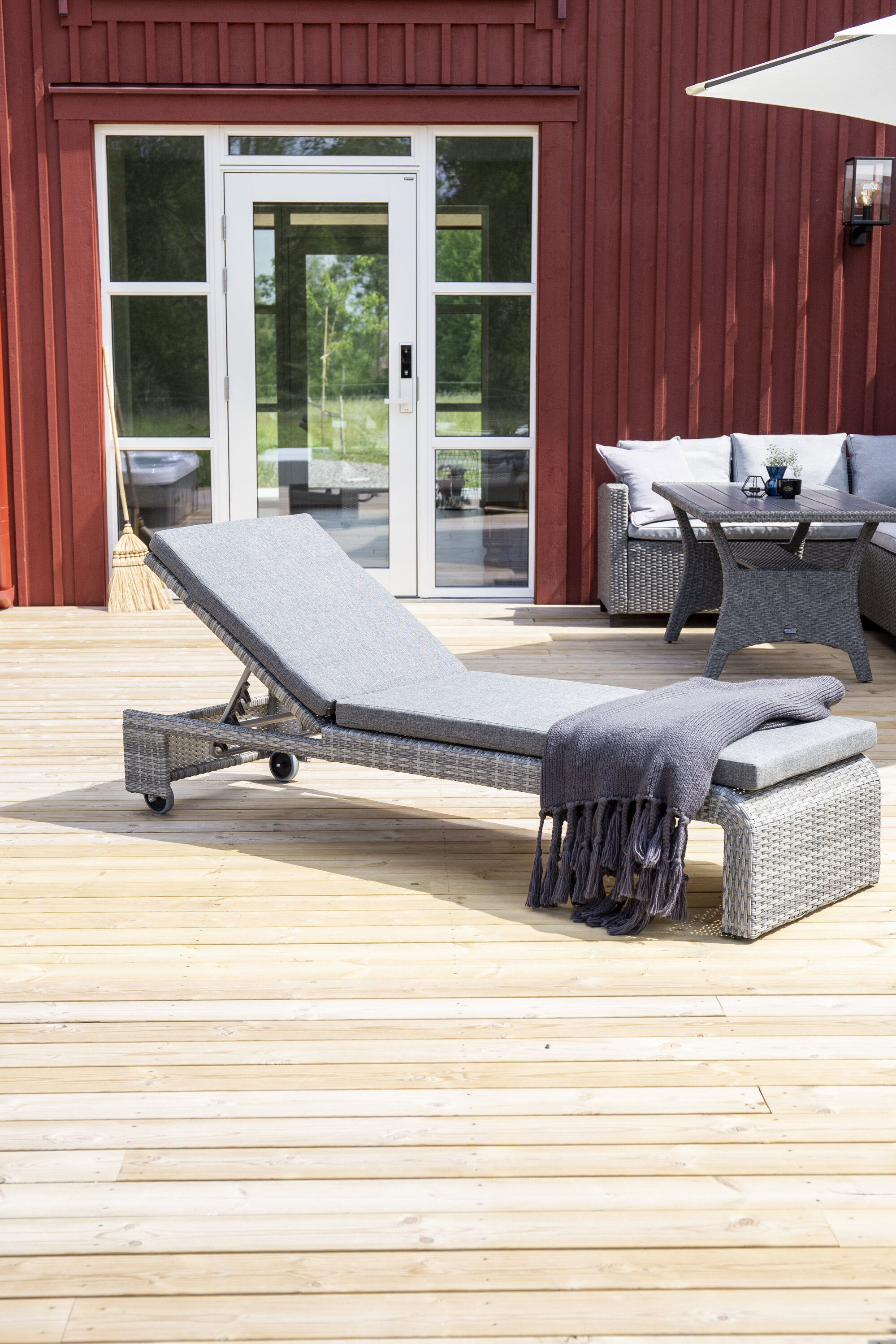 deLOHN London Napozóágy