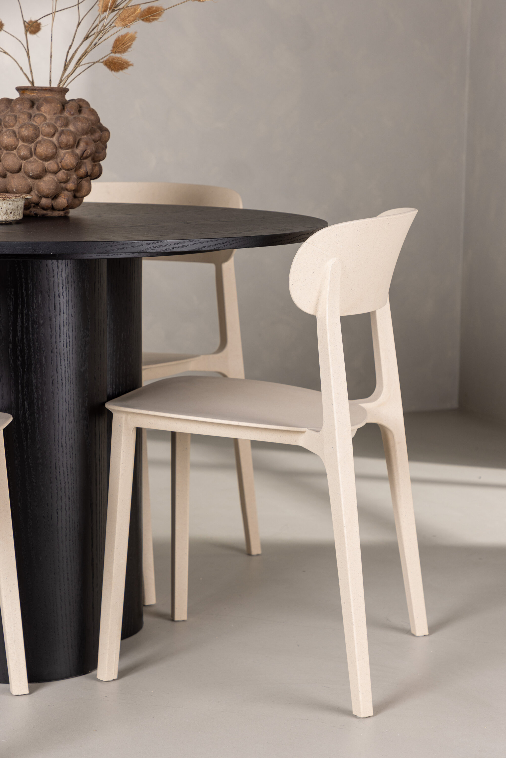 deLOHN Olivia, Åstol Kör alakú étkezőgarnitúra