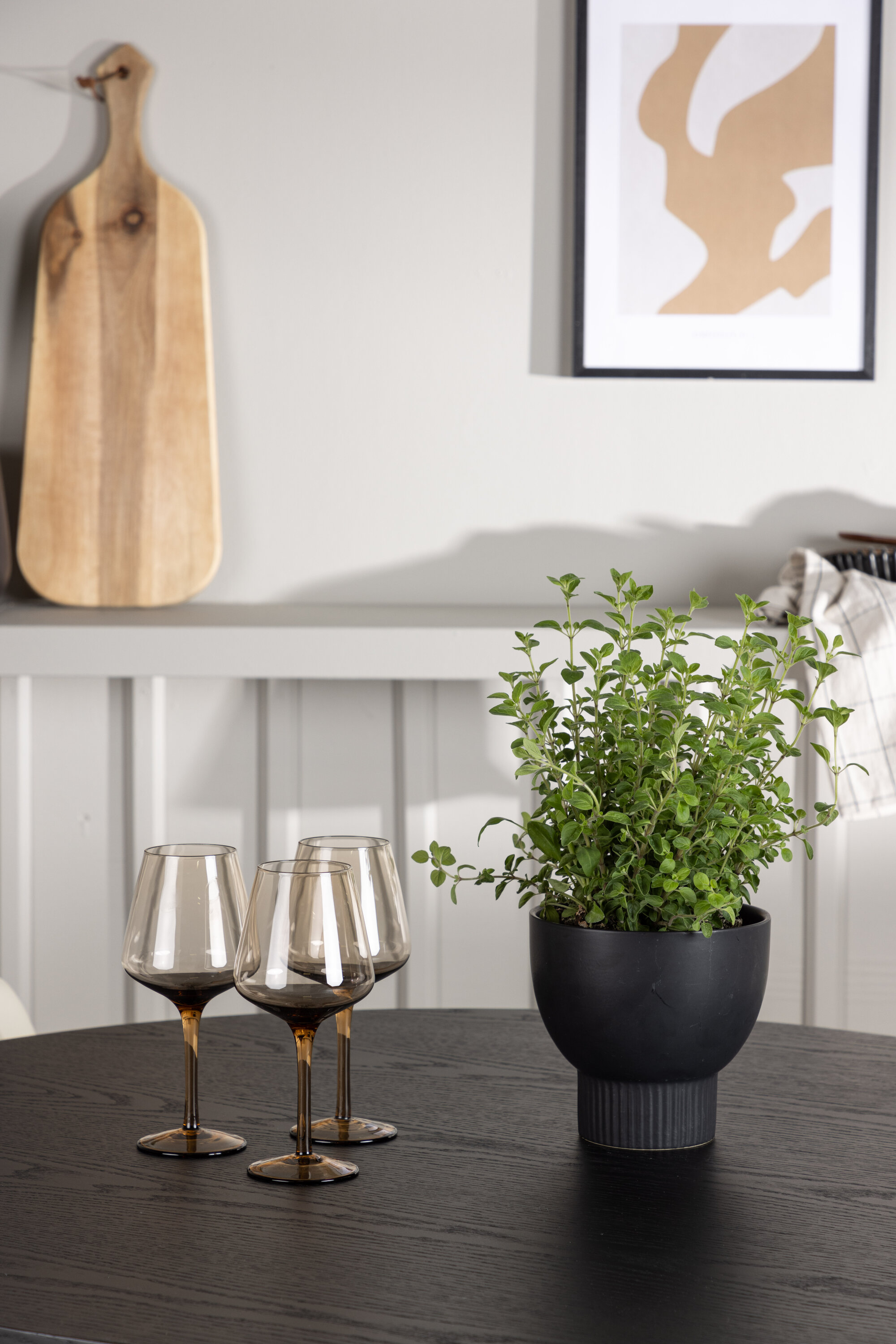 deLOHN Tvist Kör alakú étkezőgarnitúra deLOHN Tvist Kör alakú étkezőgarnitúra