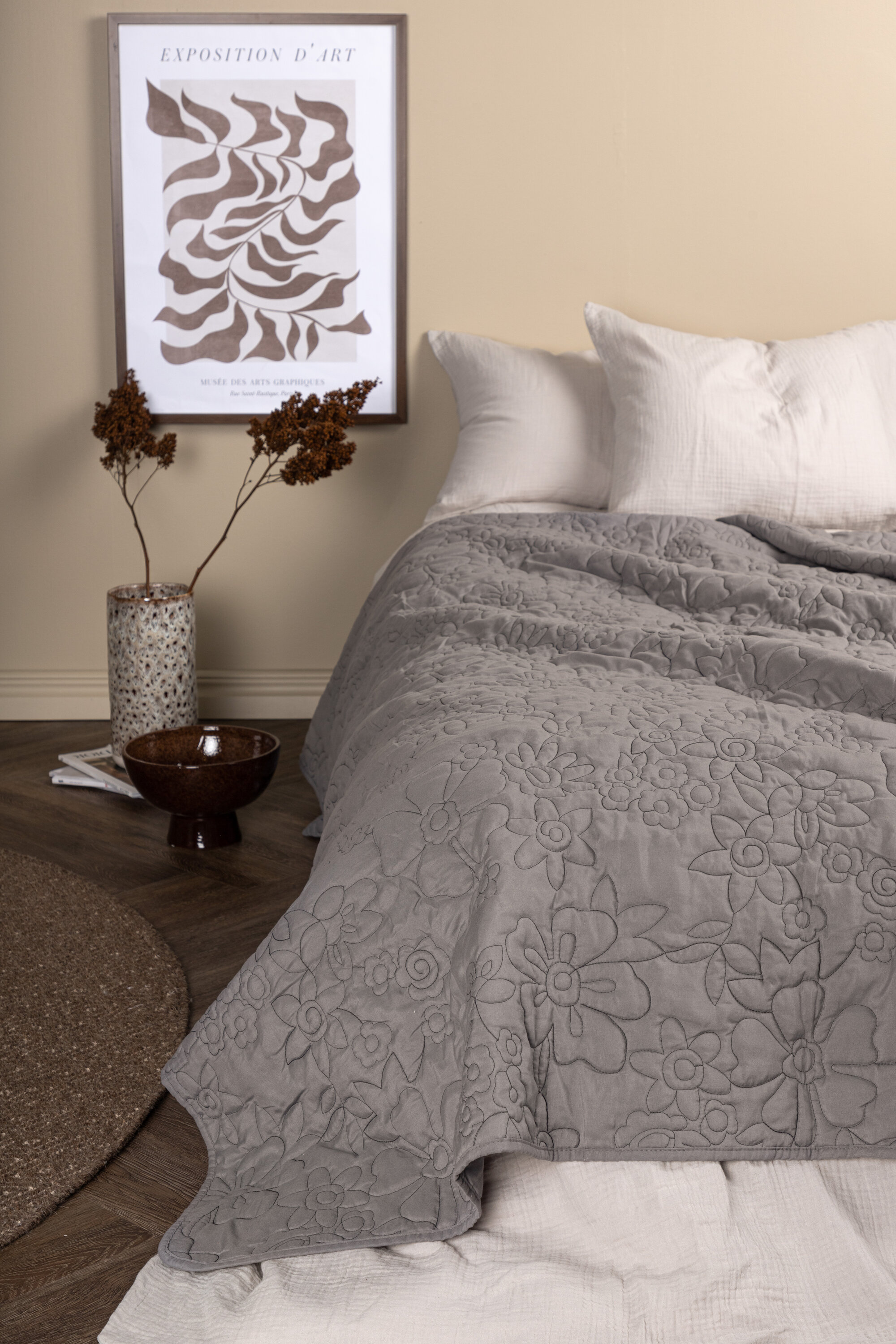 deLOHN Niki Ágynemű