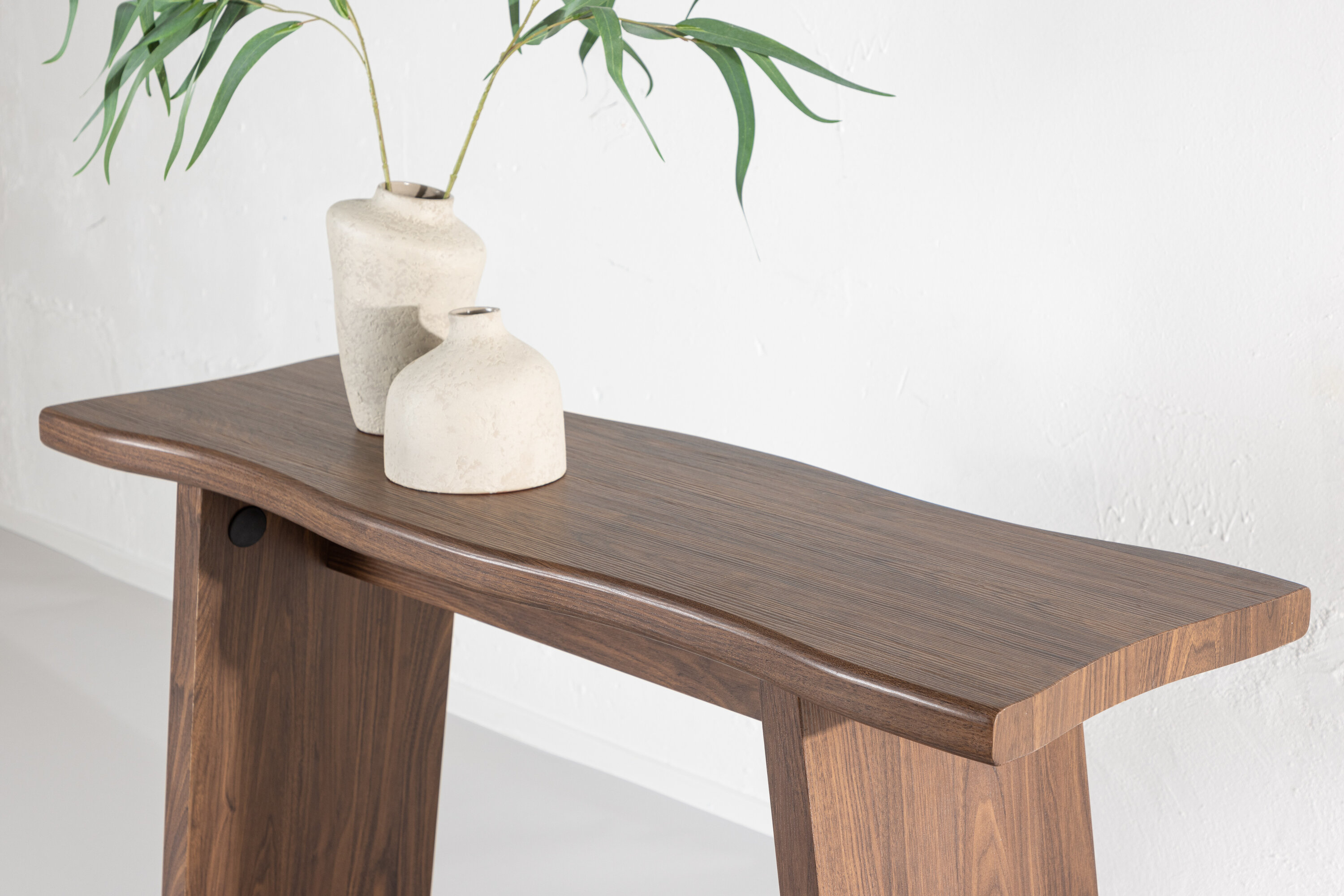 deLOHN Kirkenes Íróasztal