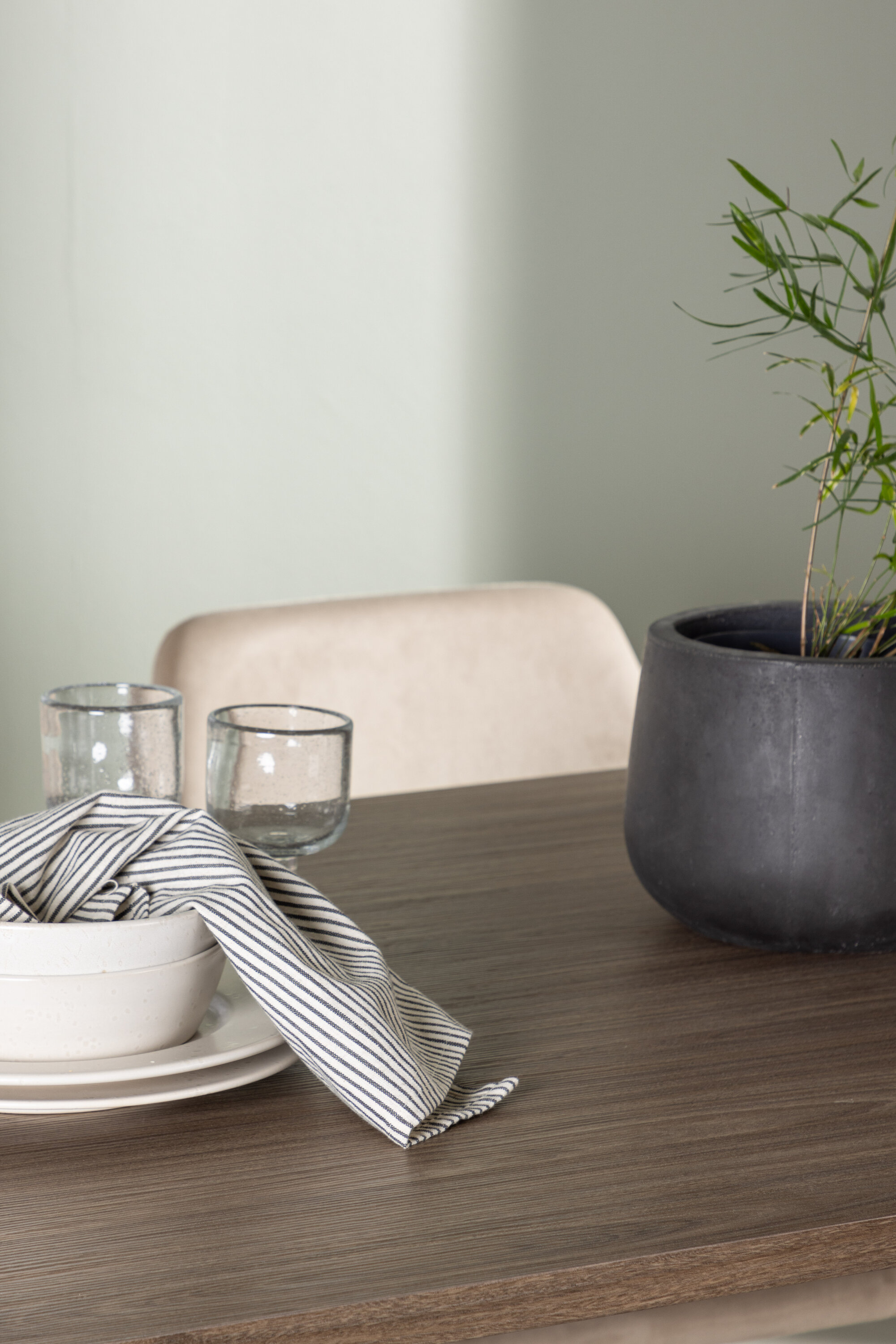 deLOHN Night Ovális étkezőgarnitúra deLOHN Night Ovális étkezőgarnitúra