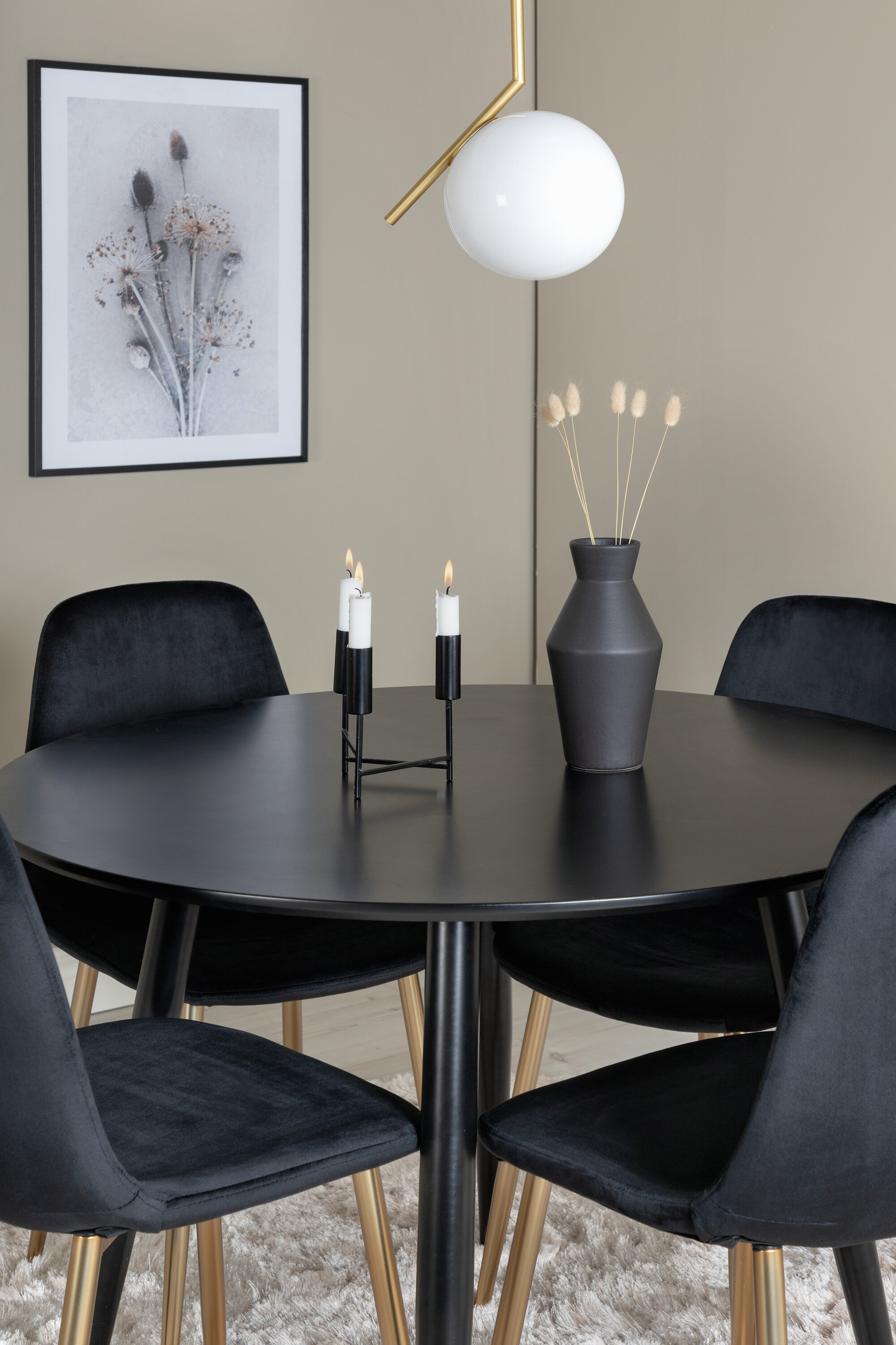 deLOHN Polar, Plaza Kör alakú étkezőgarnitúra