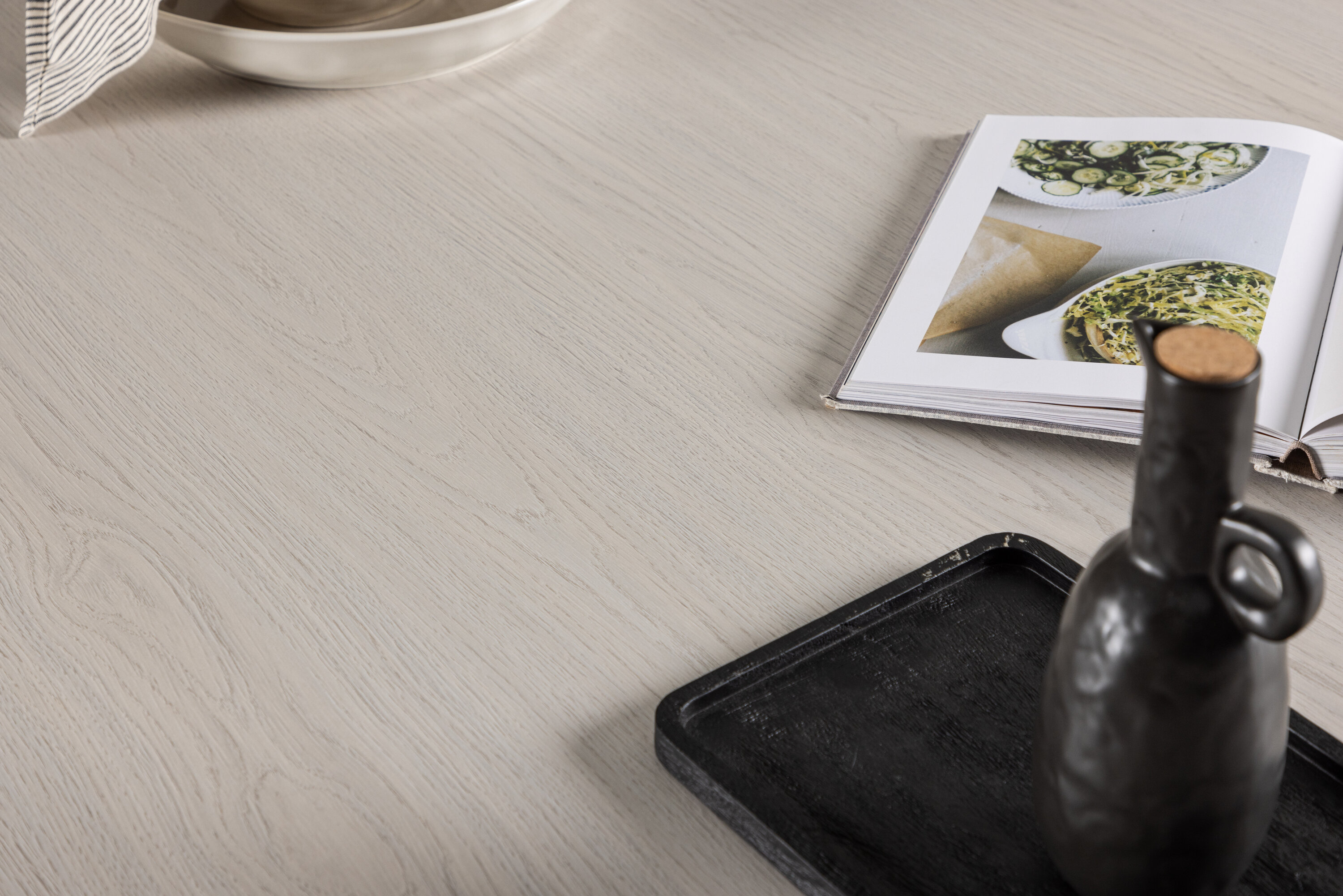 deLOHN Mika Téglalap alakú étkezőasztal