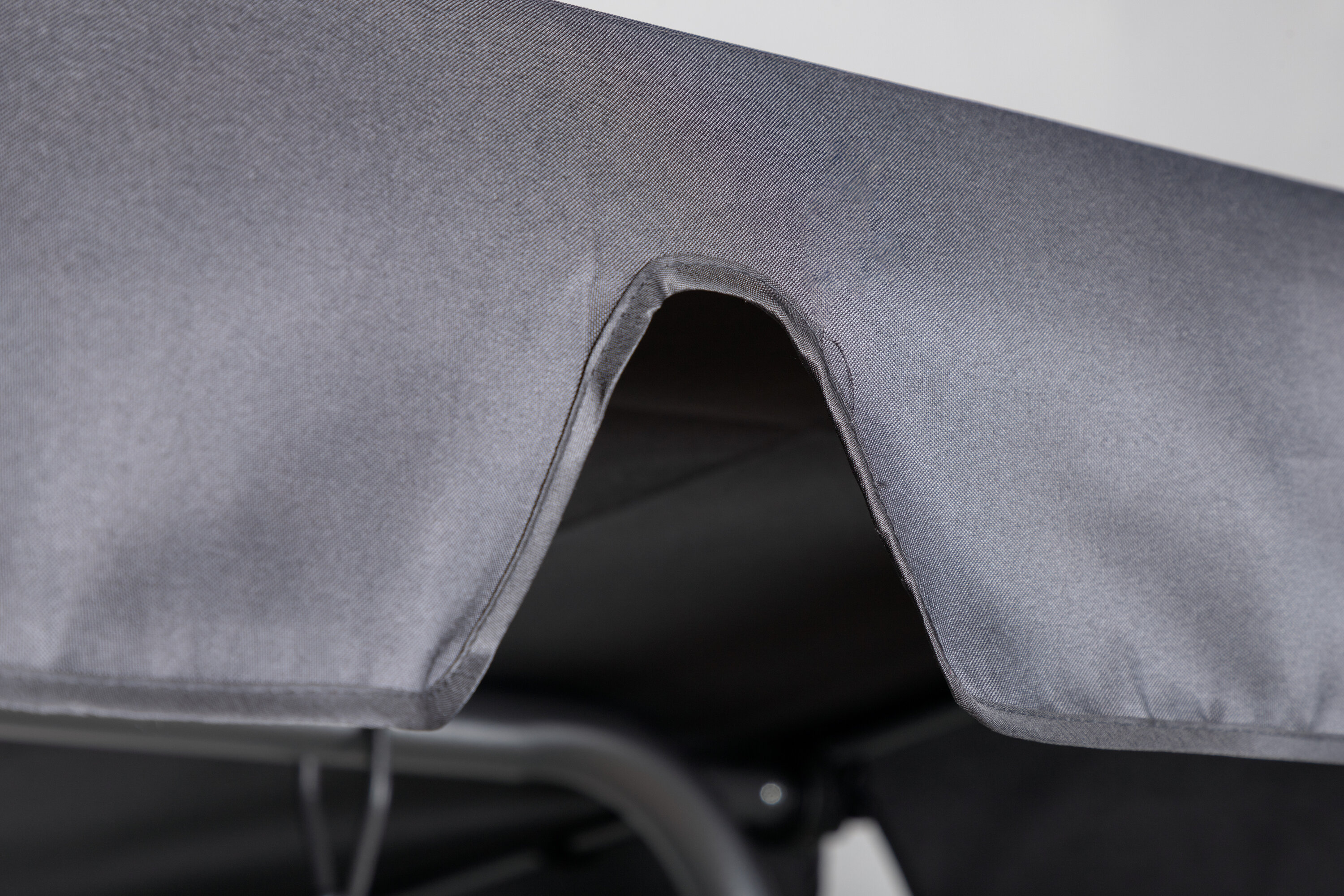 deLOHN Montreal Kerti hintaágy deLOHN Montreal Kerti hintaágy